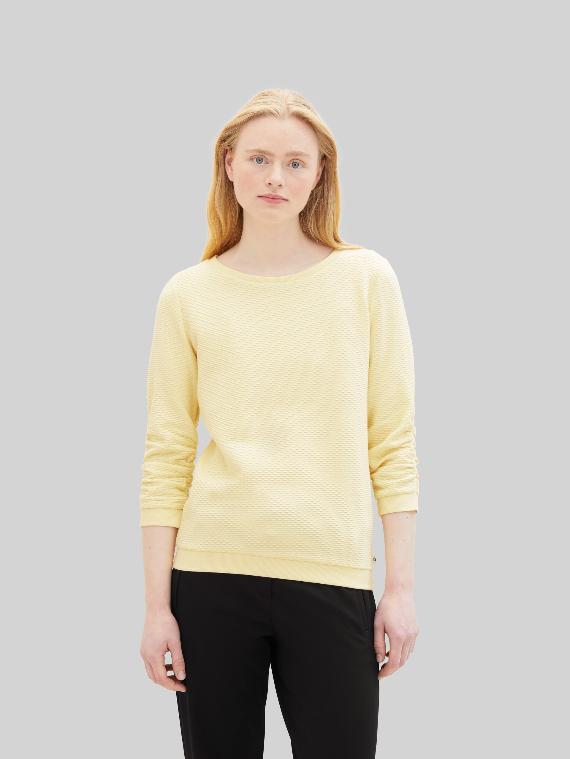 Sweat-shirt à fronces - light yellow - Découpe Vue de face du modèle