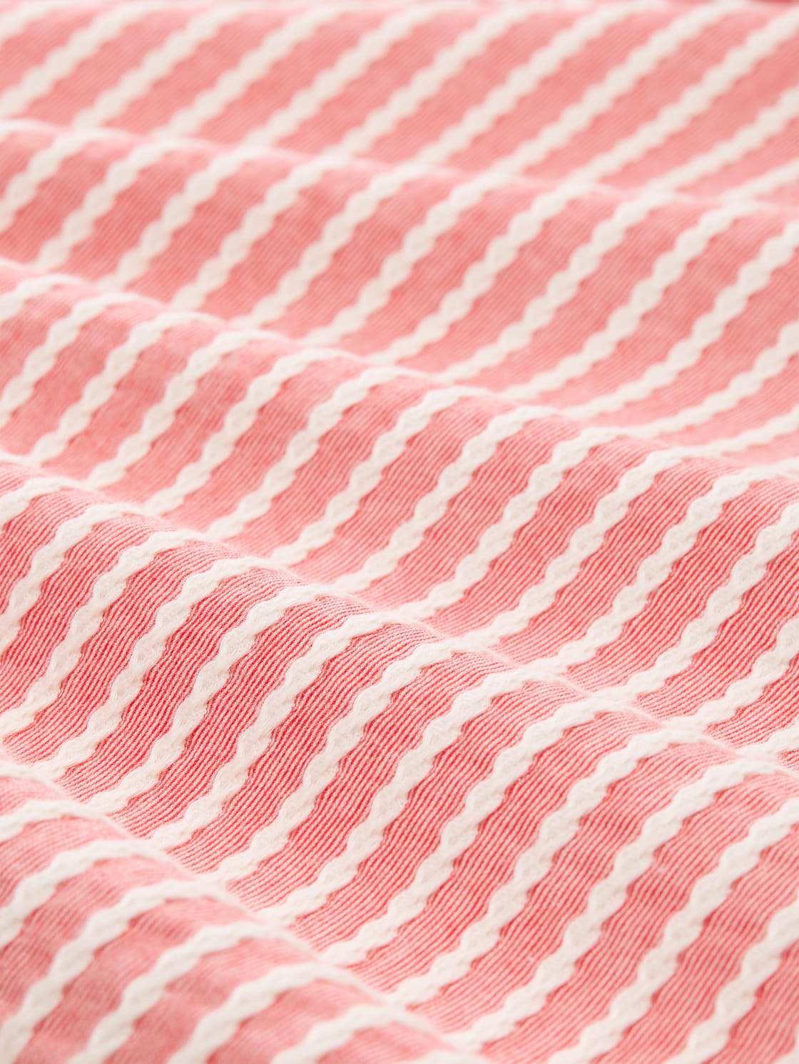 Sweatshirt mit Streifenmuster - red white structure stripe - Material-Ansicht