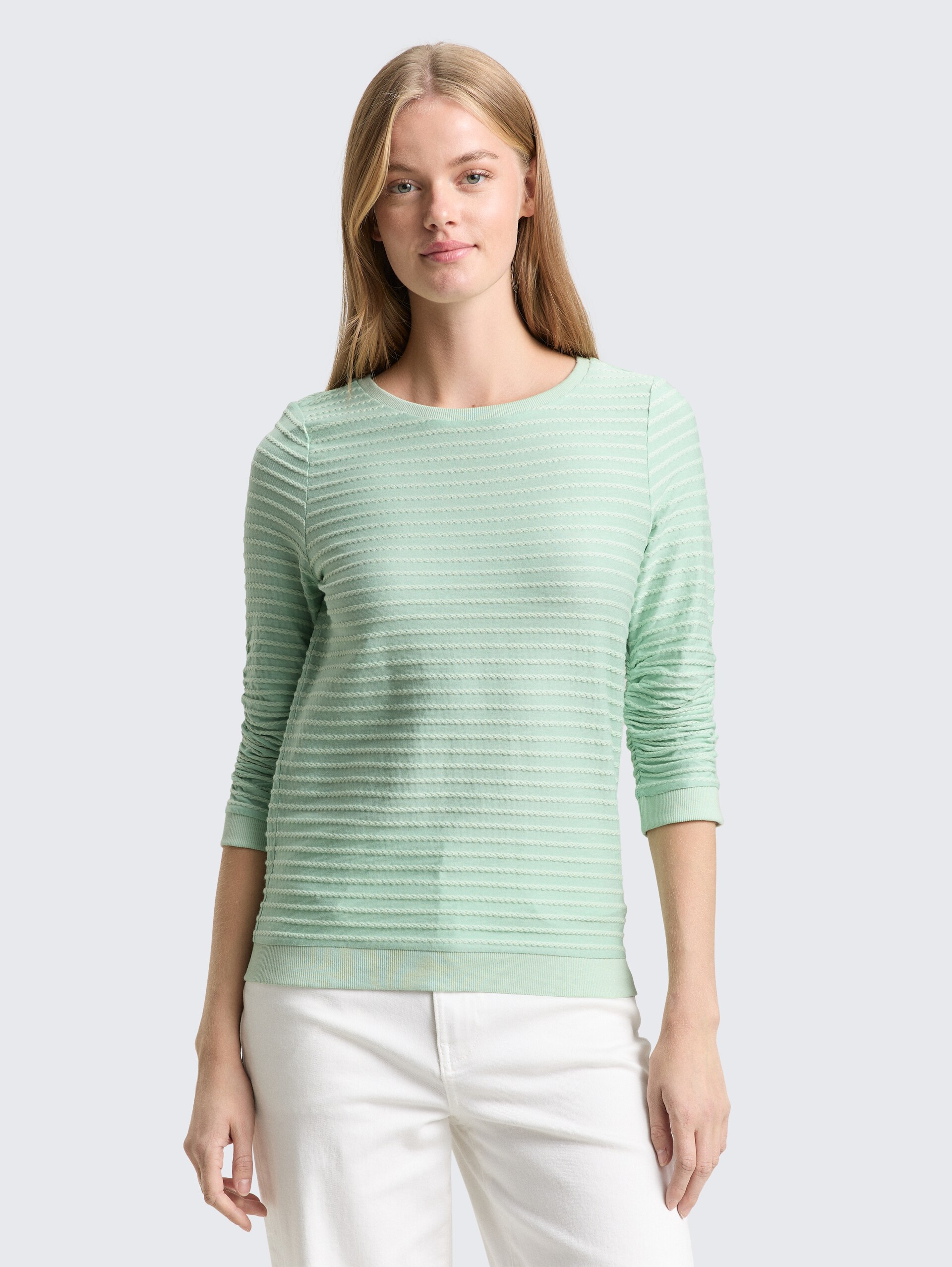 Sweatshirt mit Streifenmuster - tonal green structure stripe - Ausschnitt Model-Vorderansicht