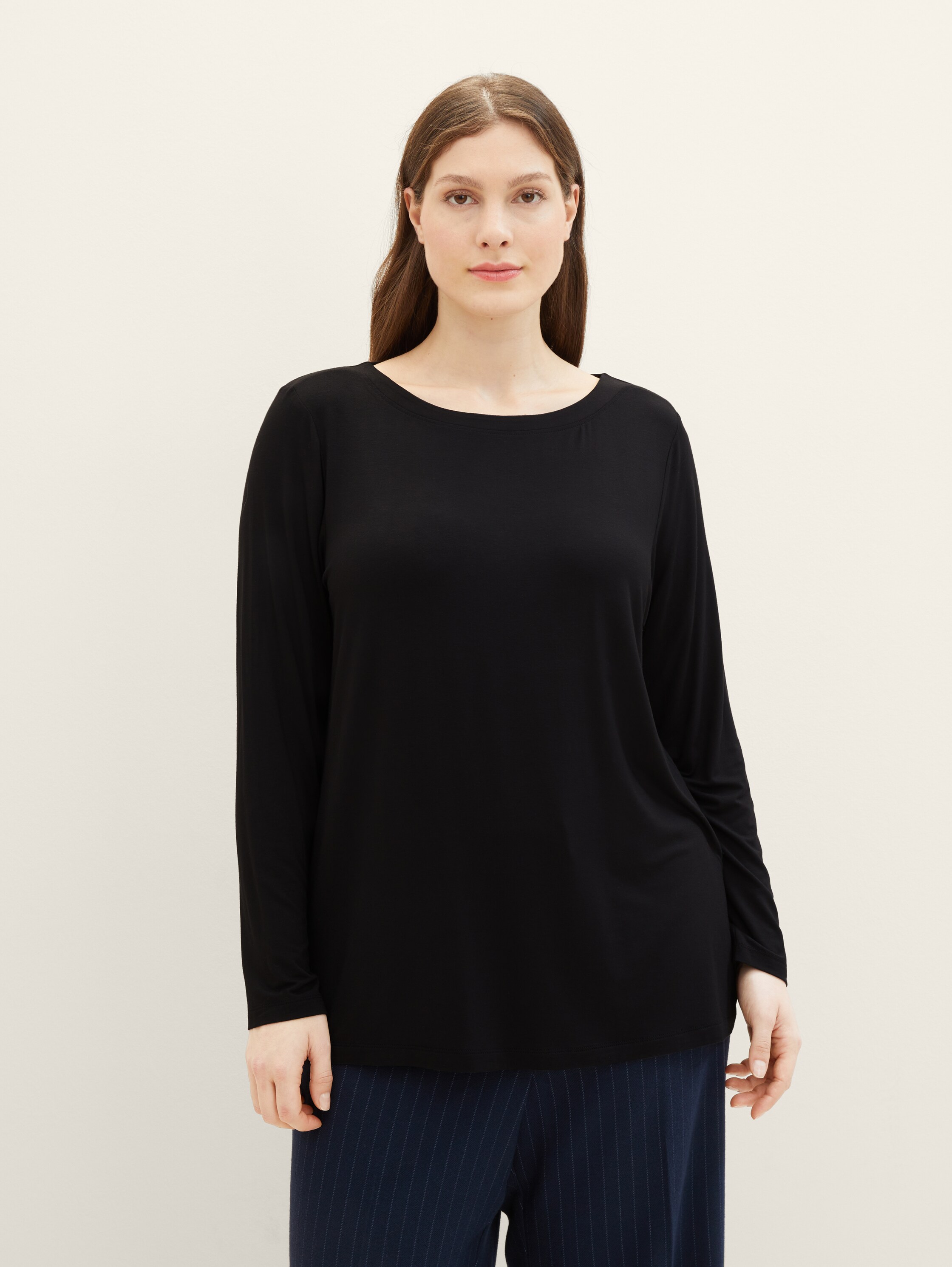 Plus Size - Langarmshirt mit U-Boot Ausschnitt - 3