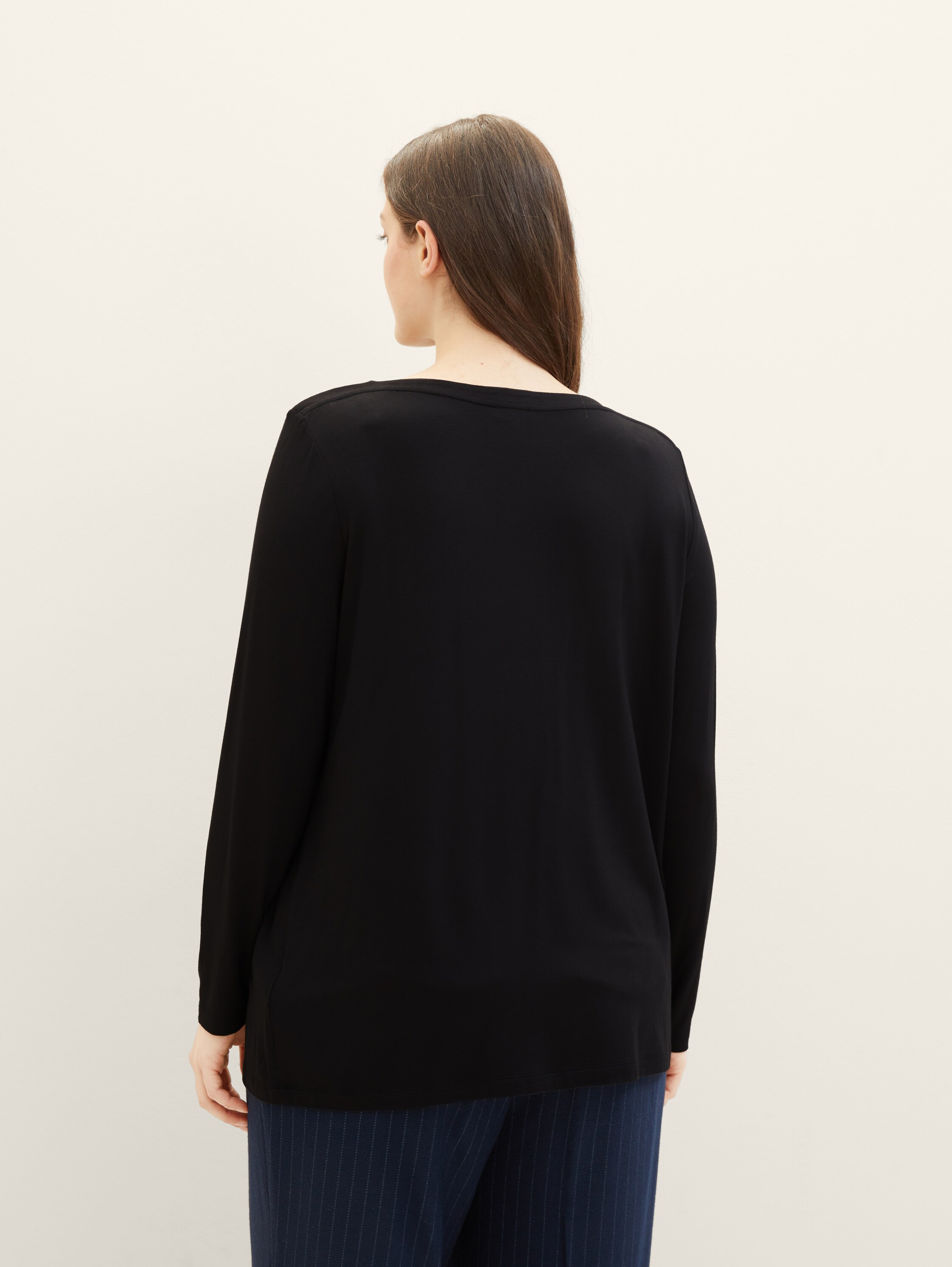 Plus Size - Langarmshirt mit U-Boot Ausschnitt - 4
