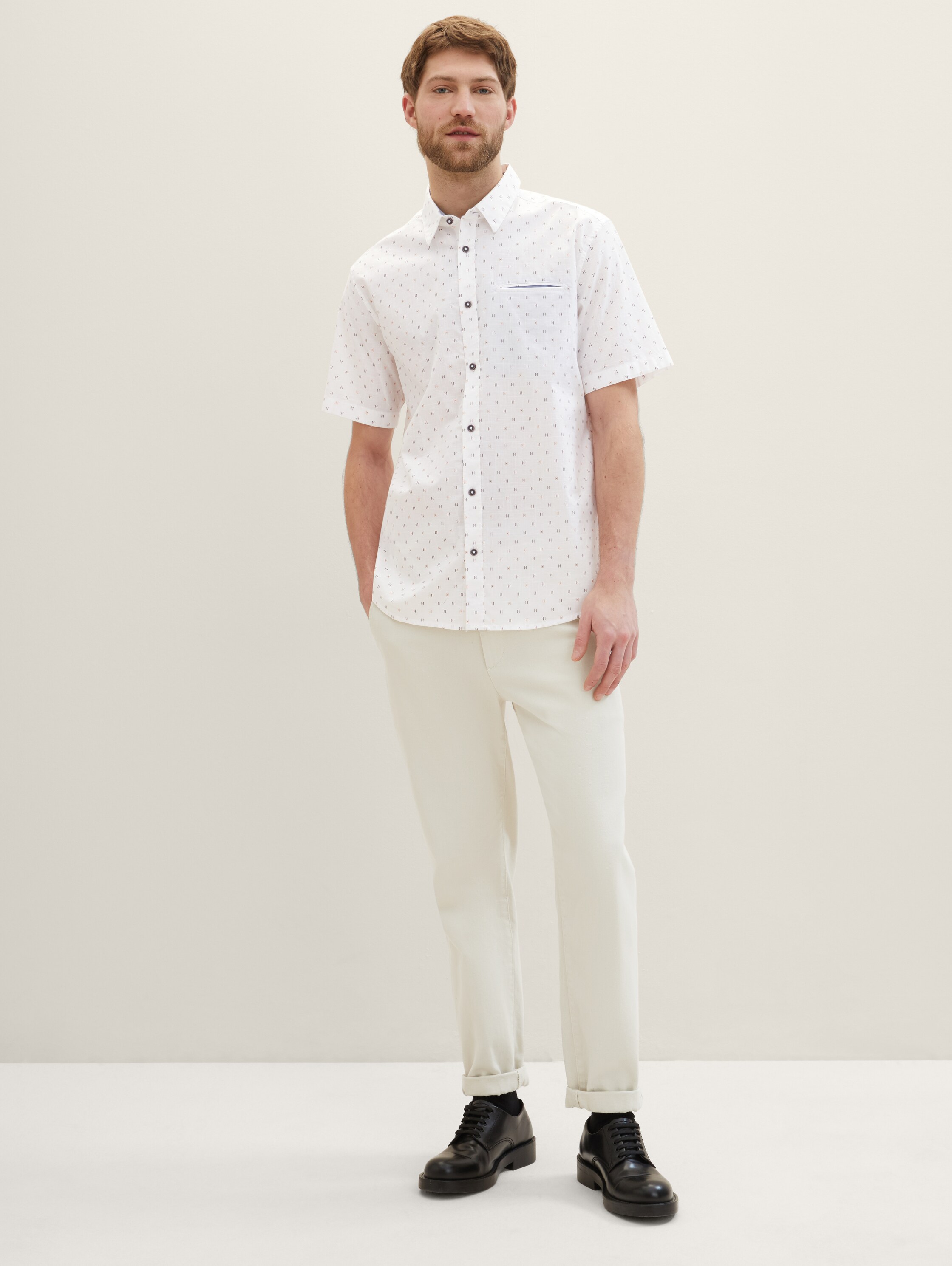 Kurzarmhemd mit Print - white stripe design - Model-Vorderansicht