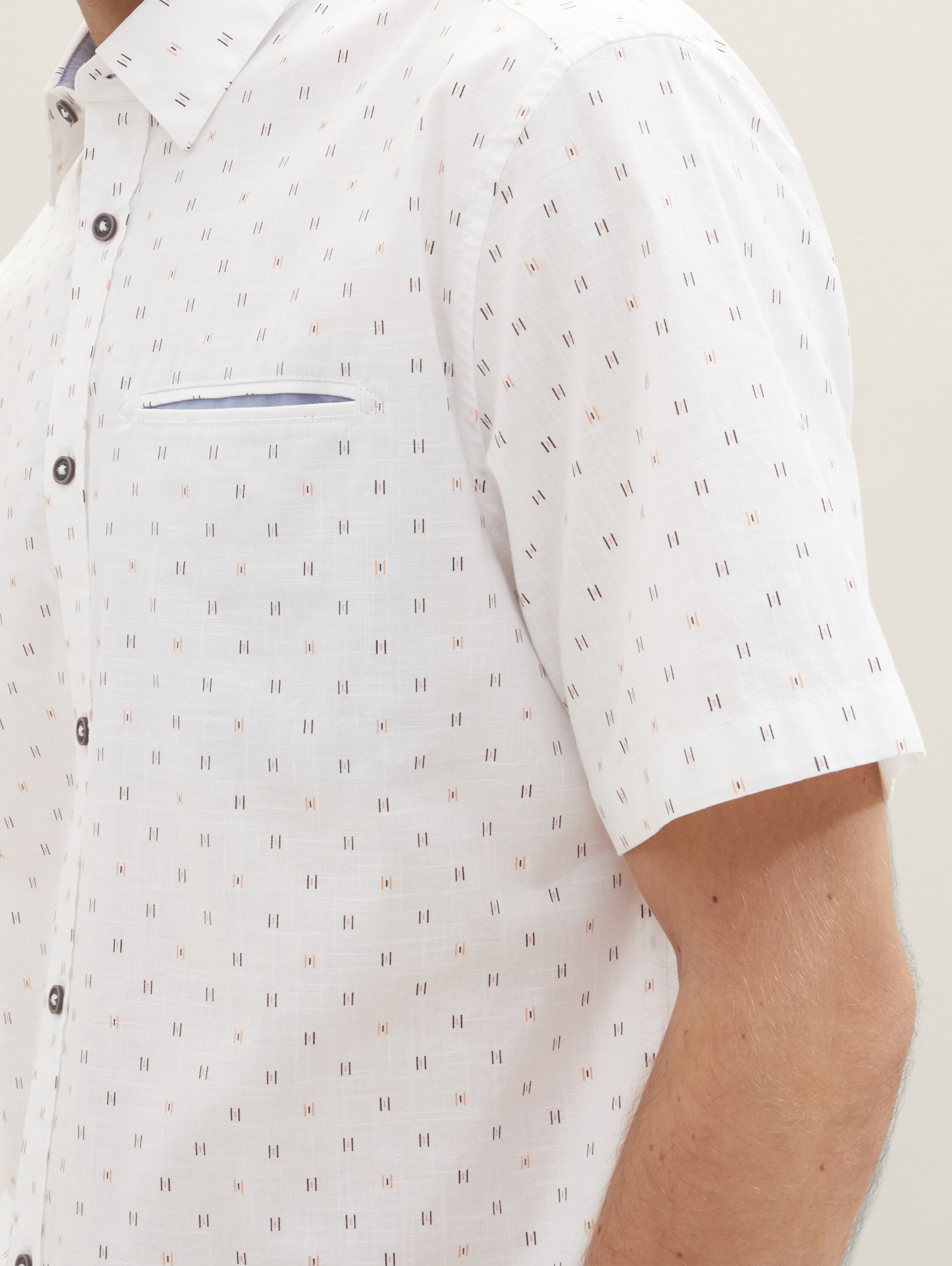 Kurzarmhemd mit Print - white stripe design - Detail-Model-Ansicht