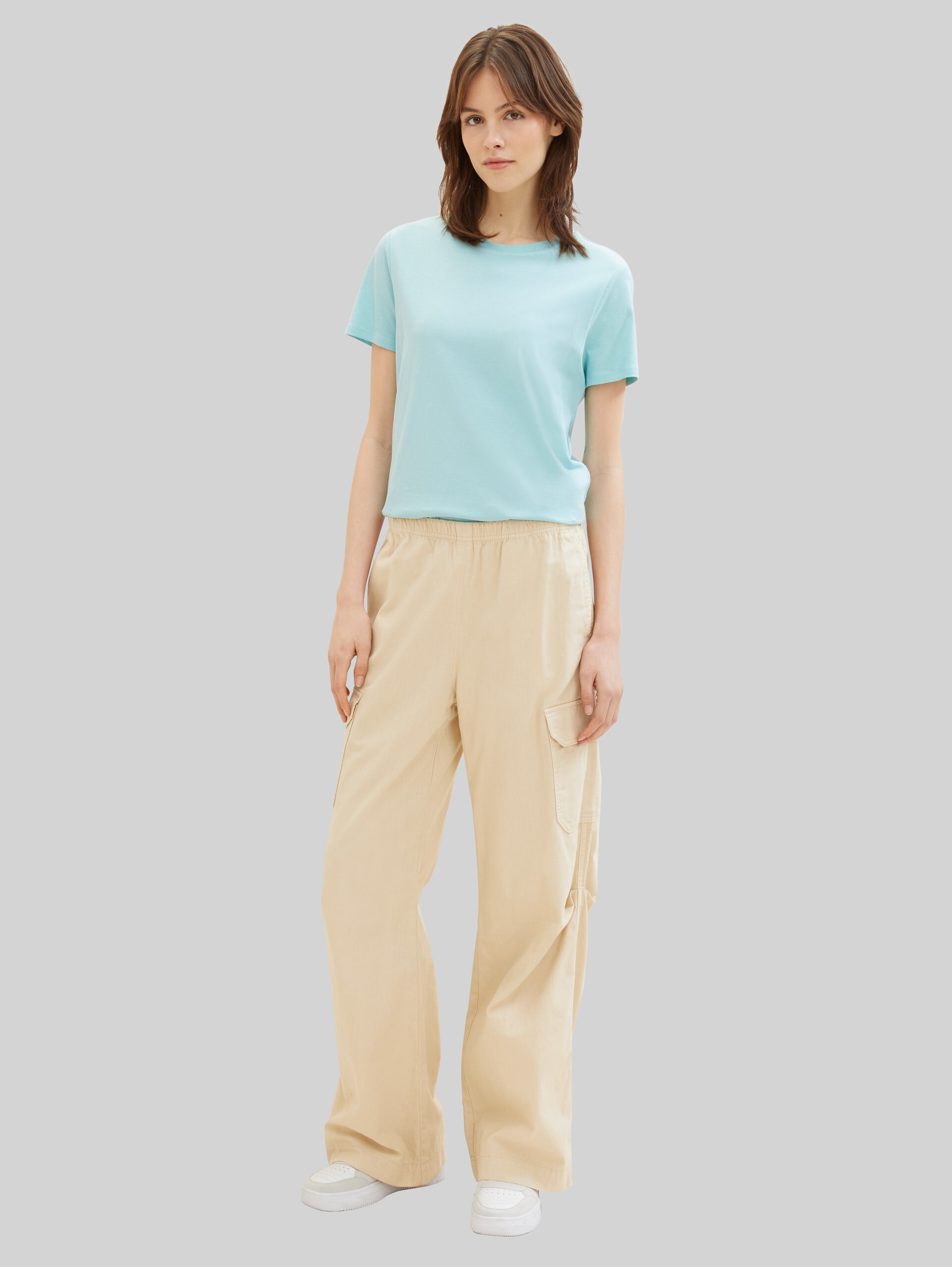 T-shirt loose fit en coton - pastel turquoise - Vue de face du modèle