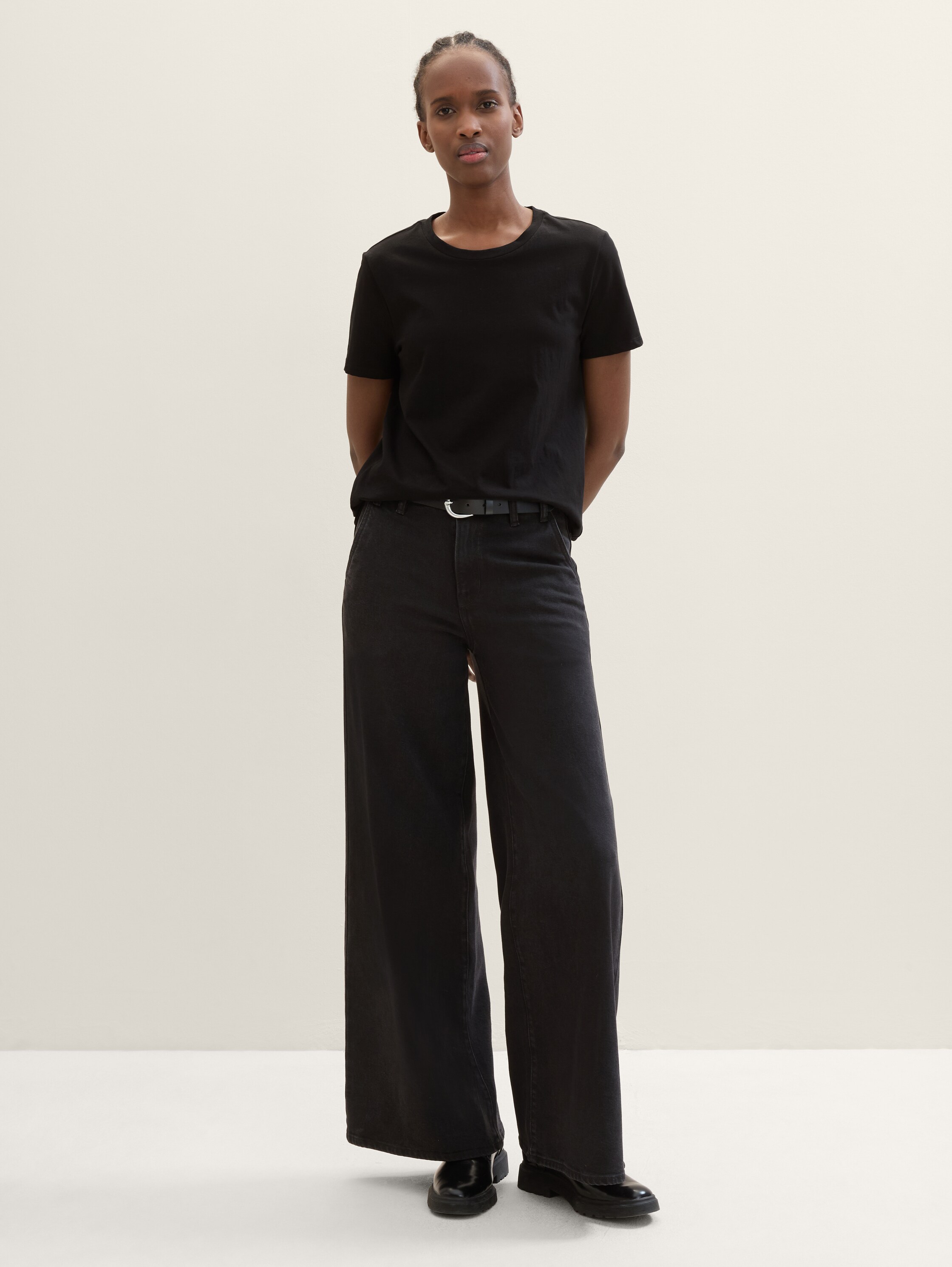 Loose Fit T-Shirt aus Baumwolle - deep_black_1 - 