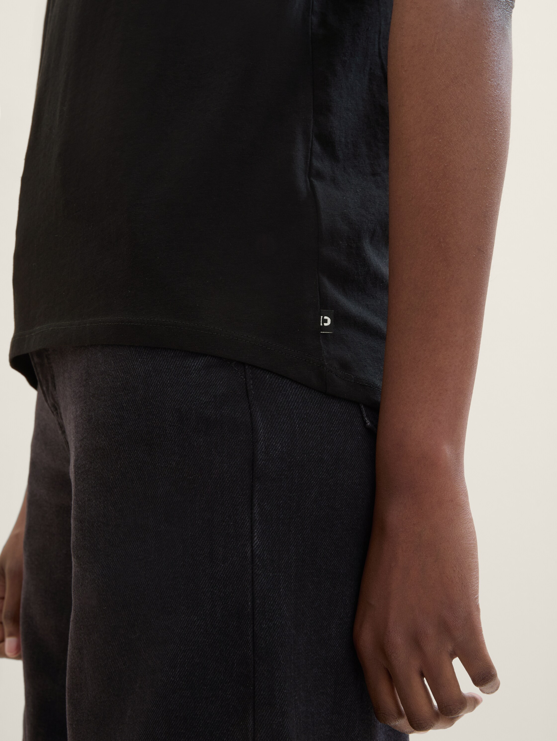 Loose Fit T-Shirt aus Baumwolle - deep_black_1 - 