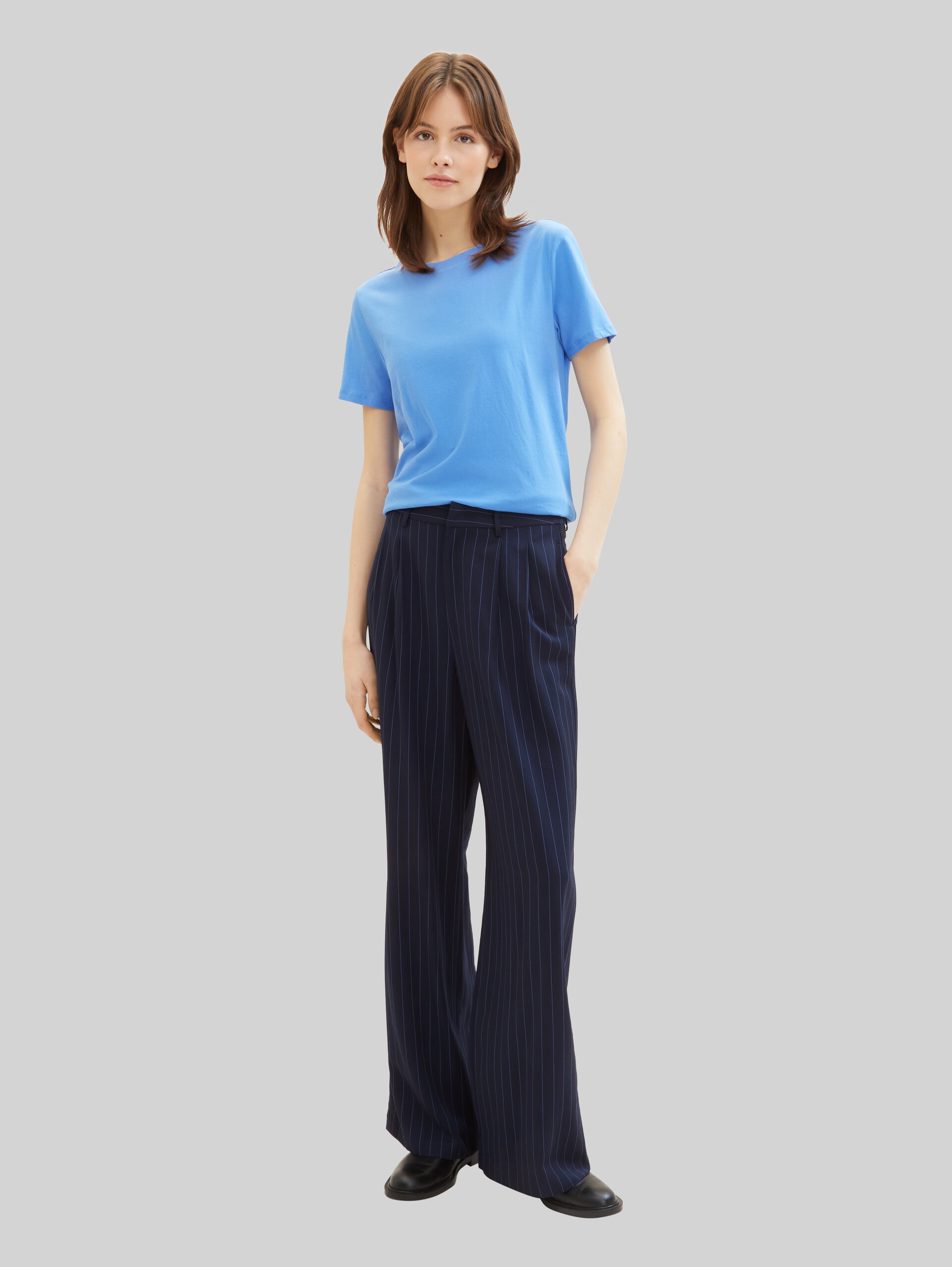 T-shirt loose fit en coton - sicilian blue - Vue de face du modèle