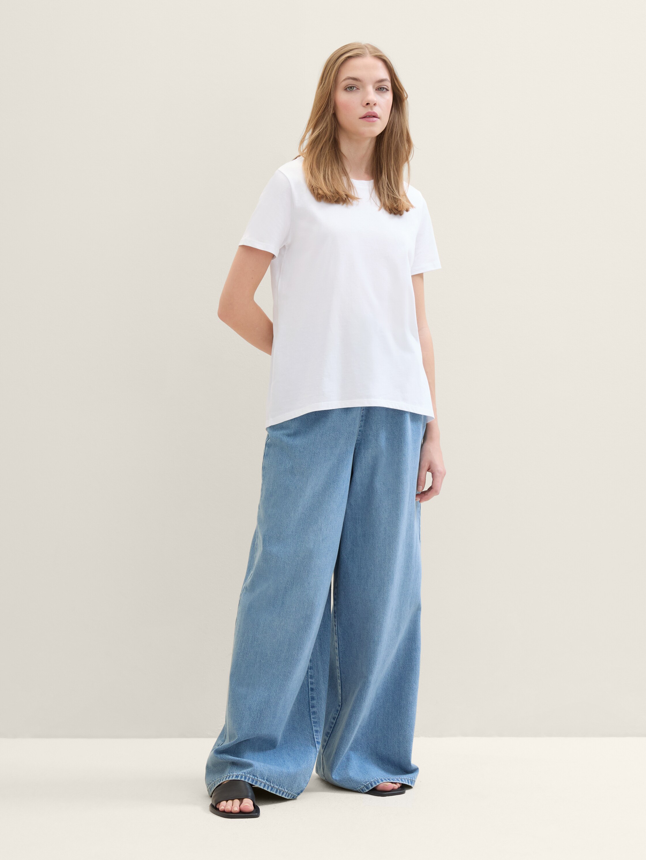 Loose Fit T-Shirt aus Baumwolle - white - 