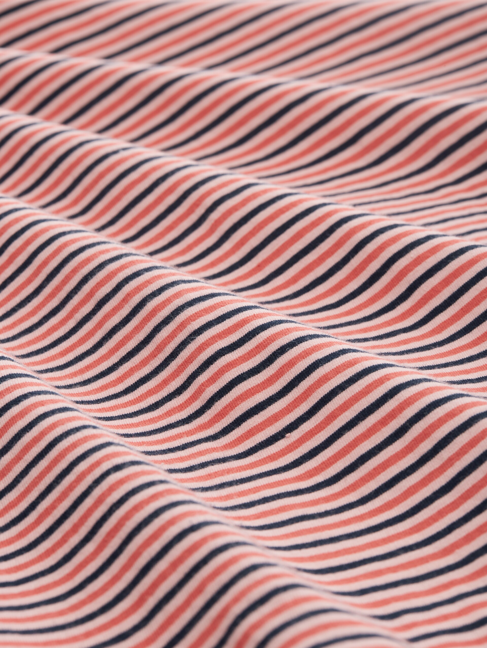 T-shirt loose fit en coton - rose navy red stripe - Vue de la matière