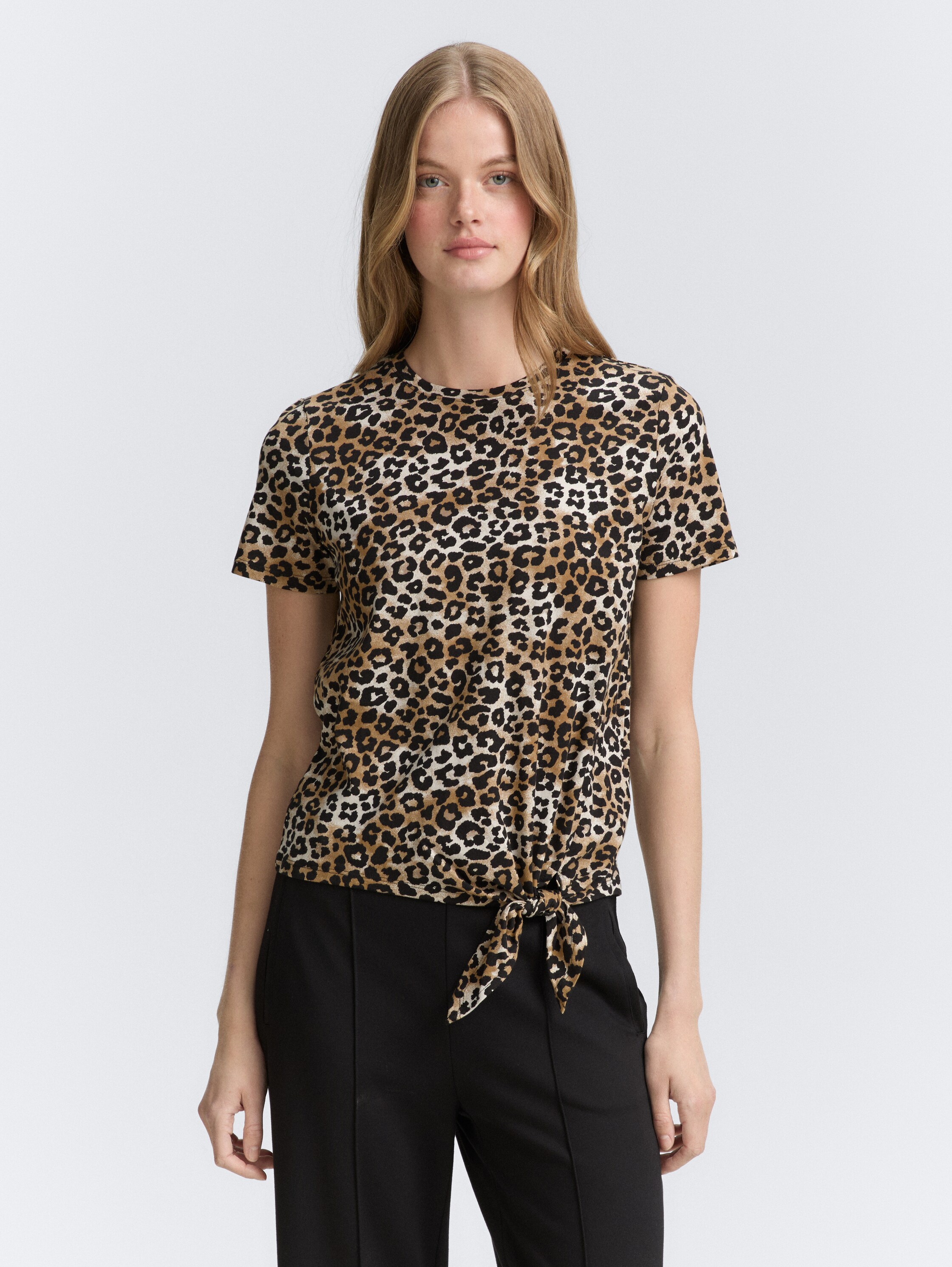 T-Shirt mit Knoten-Detail - leo_print - 