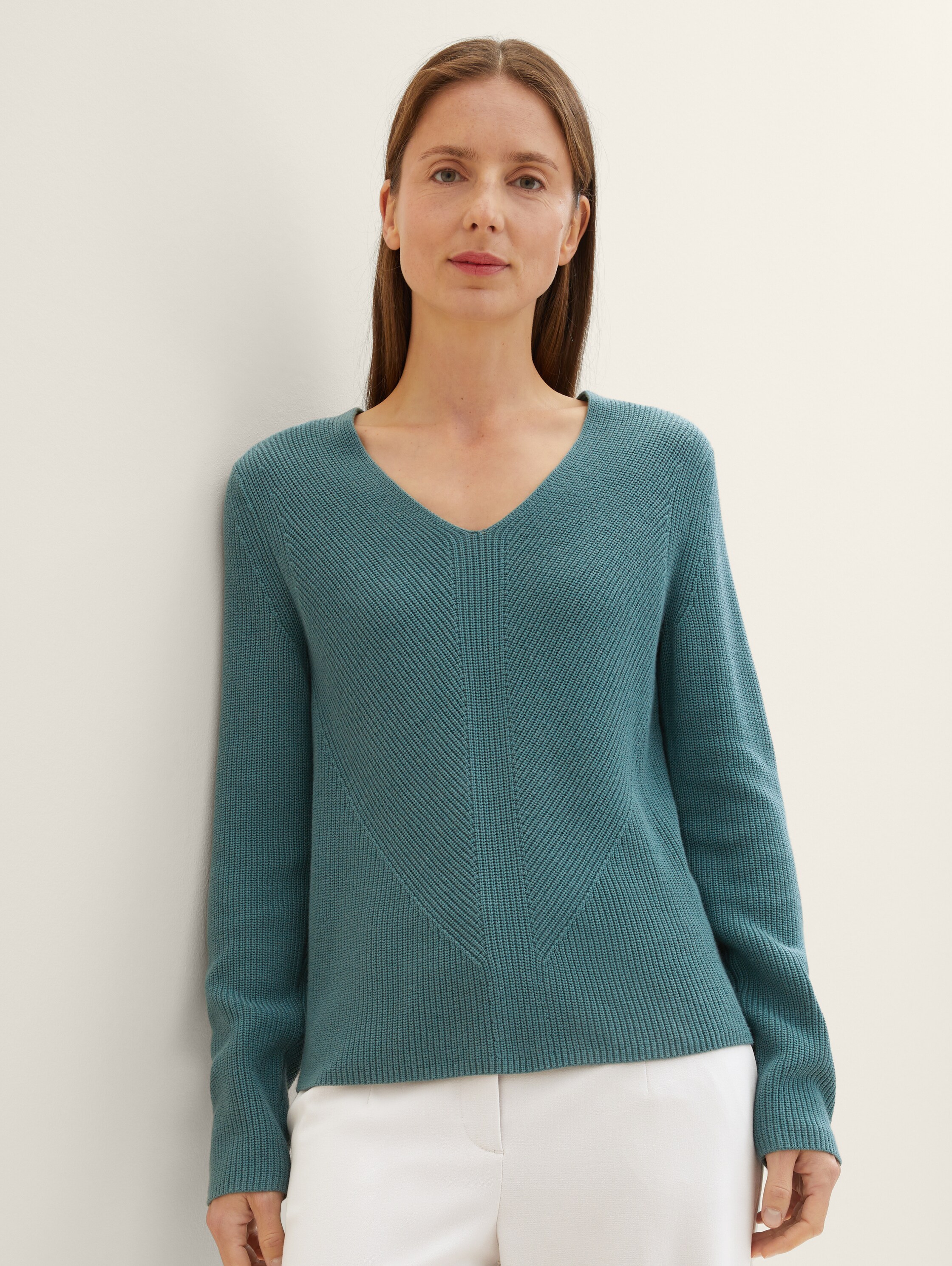 Strickpullover mit V-Ausschnitt - 1