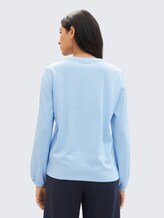 Bluse mit Streifenmuster - blue white thin stripe - Auschnitt Model-Rückansicht