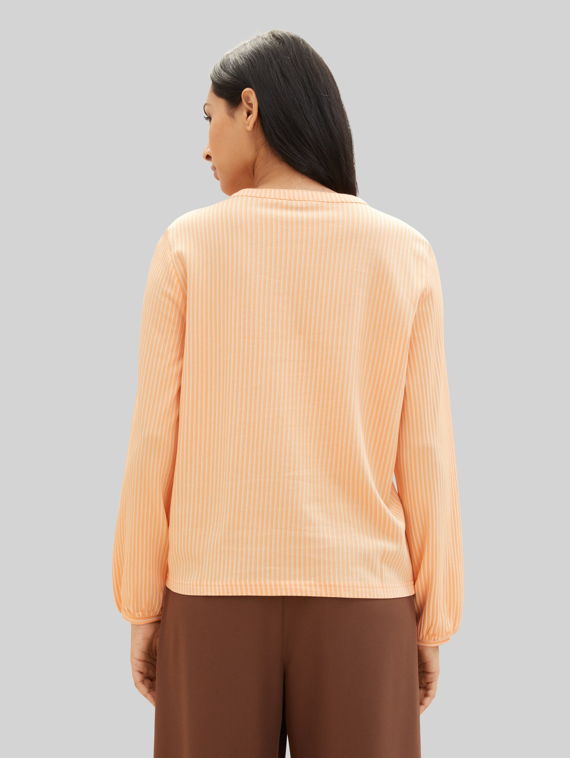 Blouse à rayures - coral beige thin stripe - Découpe Vue arrière du modèle