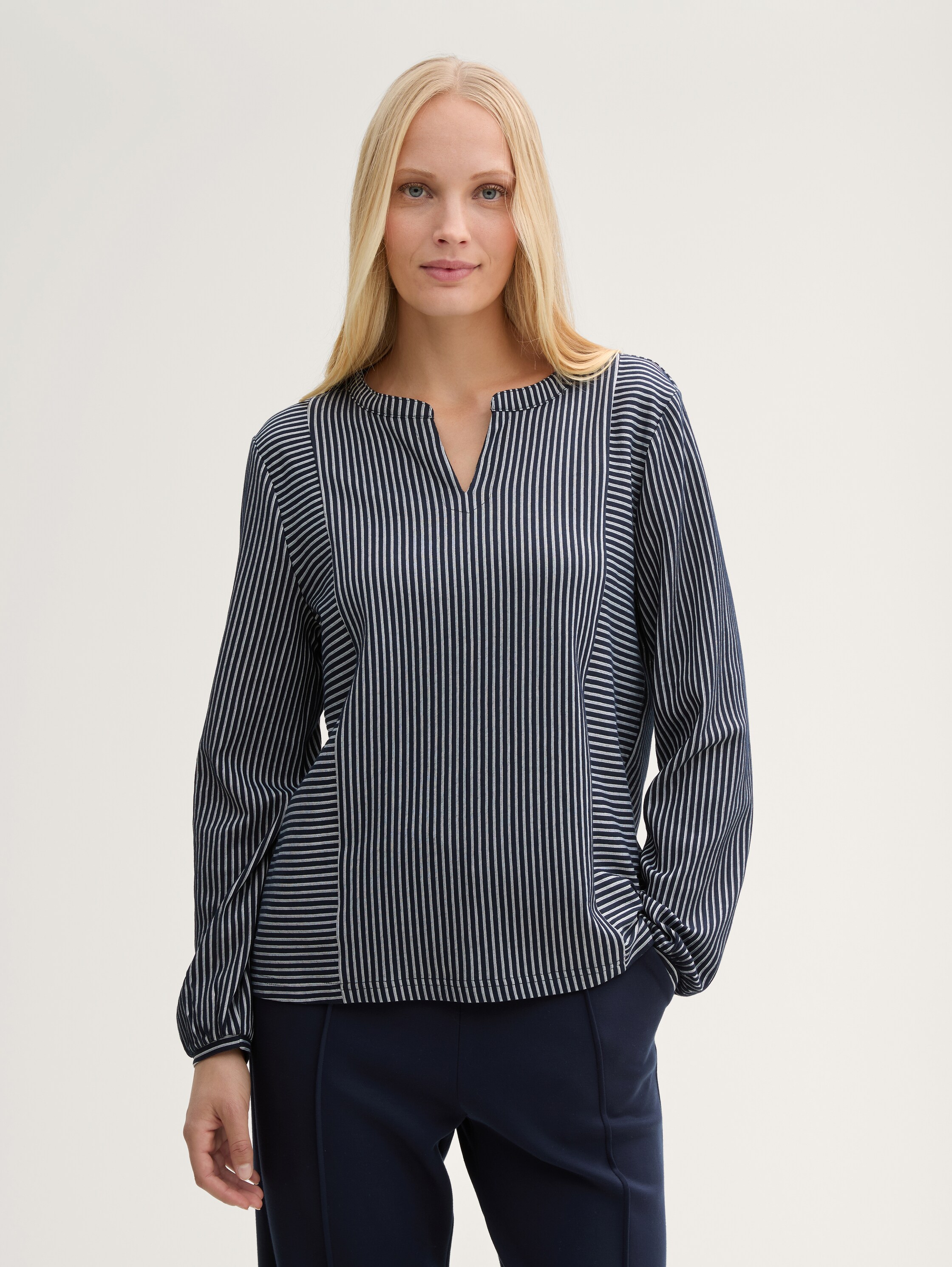 Bluse mit Streifenmuster - navy_blue_white_thin_stripe - 