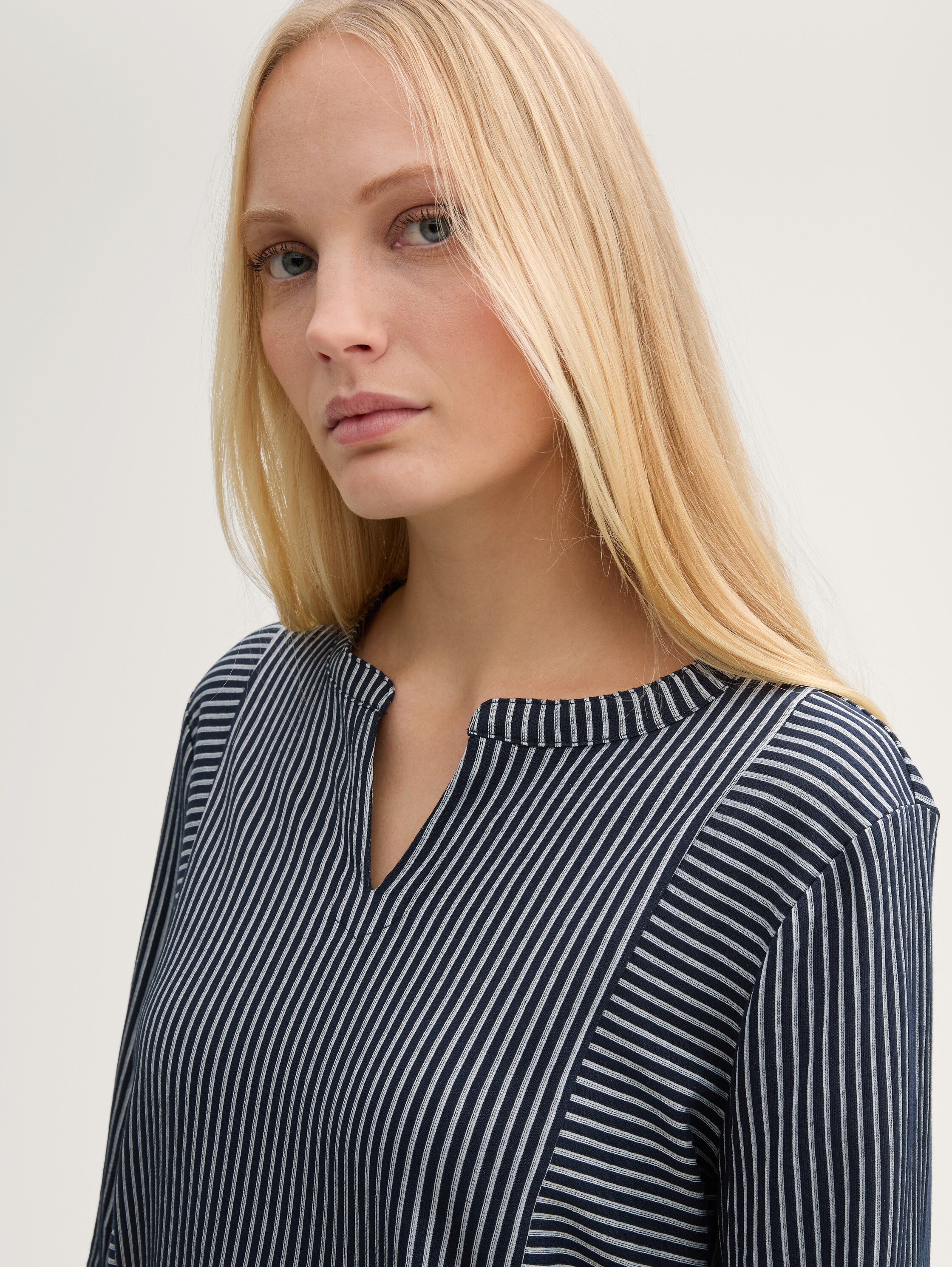 Bluse mit Streifenmuster - navy_blue_white_thin_stripe - 
