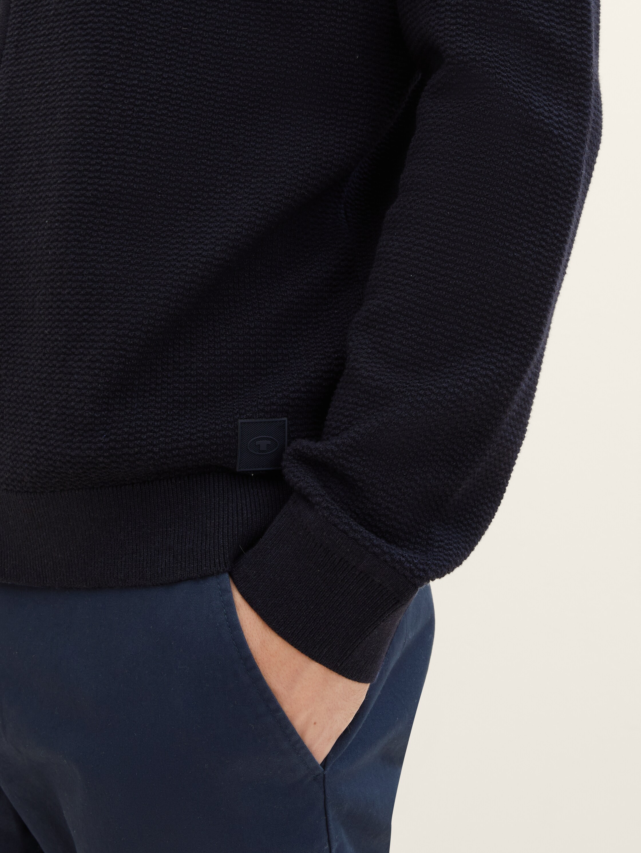 Cardigan basique - Knitted Navy Melange - Vue détaillée du modèle