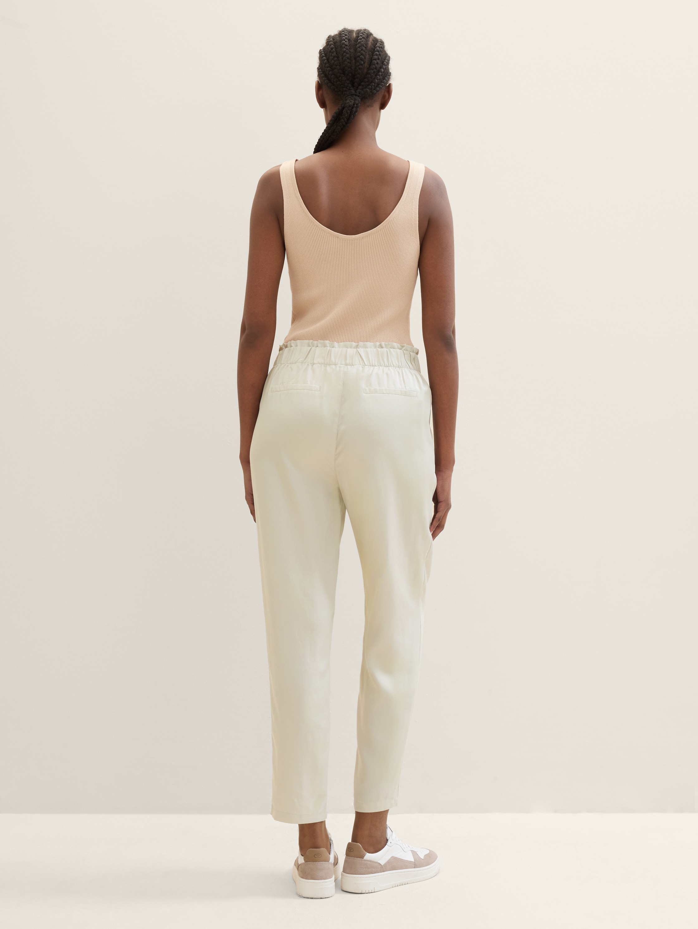 Paperbag Hose mit TENCEL™ Lyocell