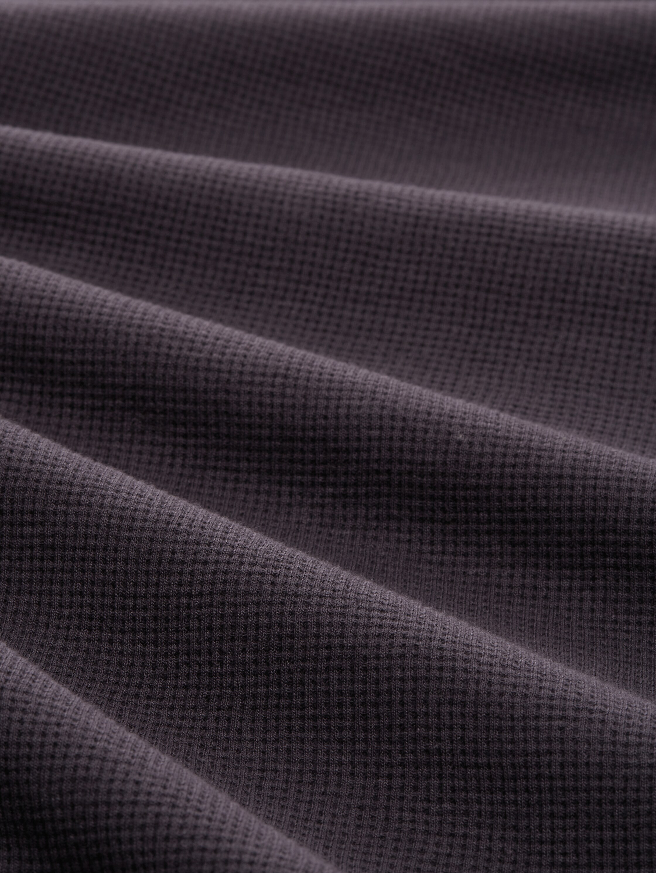 T-shirt met wafelstructuur - coal grey - Materiaalweergave