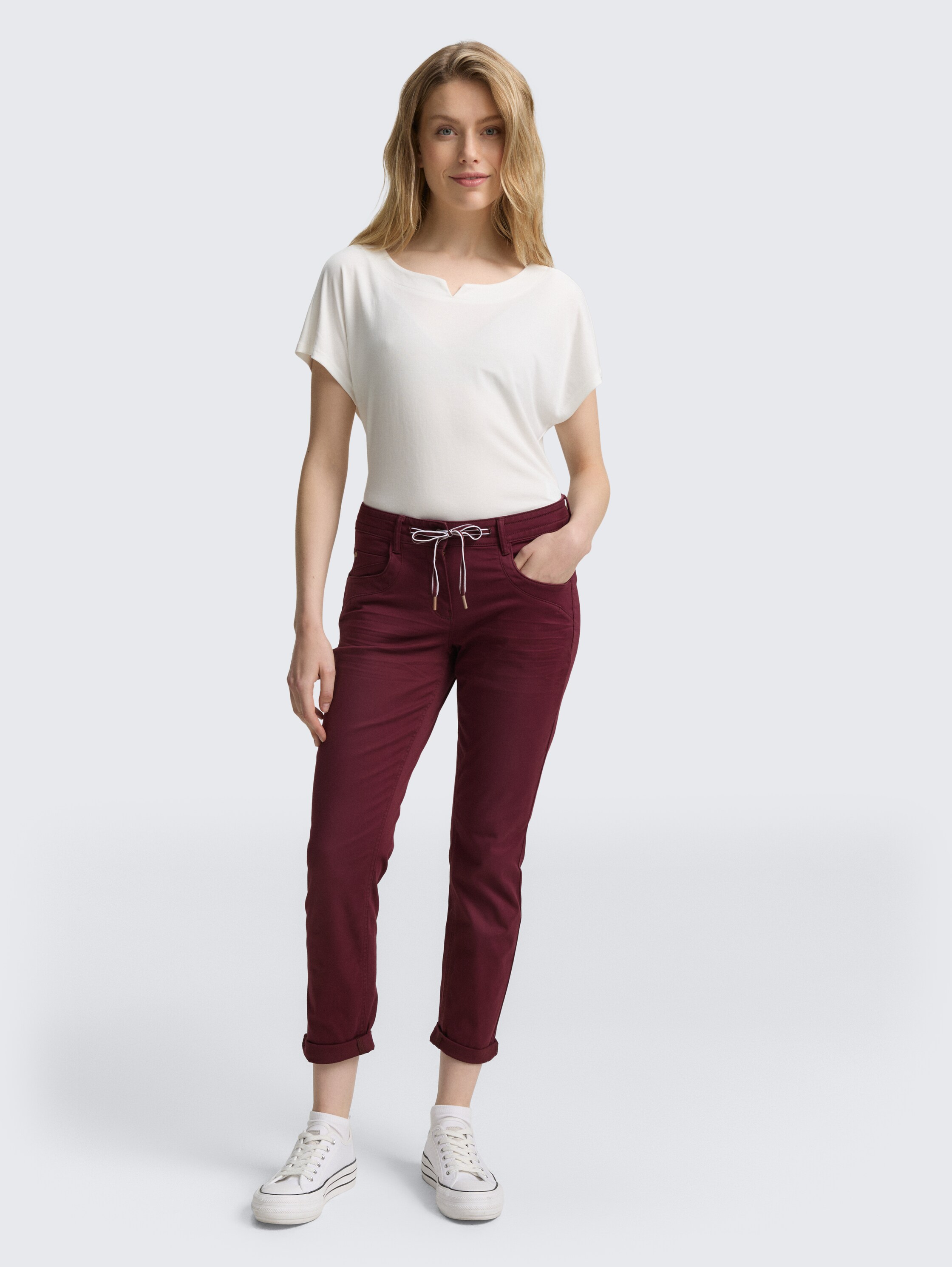 Tapered Relaxed Hose - 1