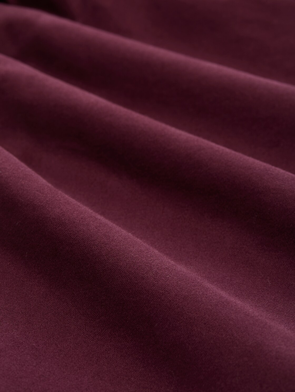 Tapered relaxed trousers - bordeaux red - Material view