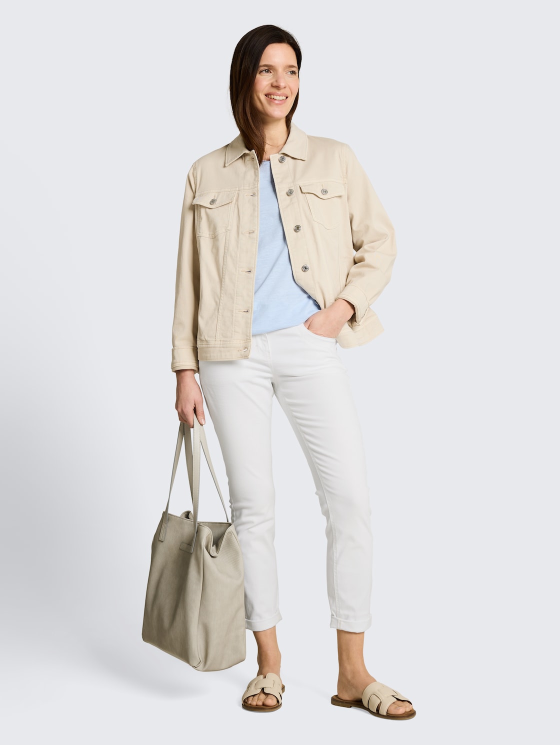 Tapered Relaxed Hose - White - Model-Vorderansicht