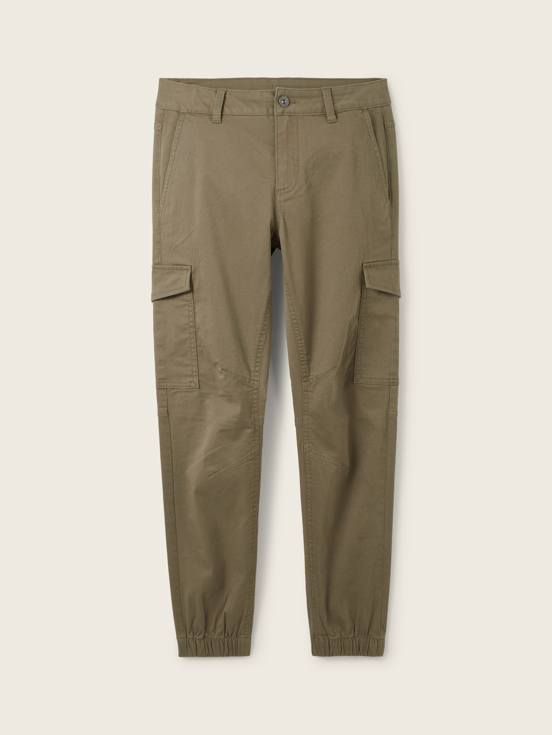 Cargo Hose mit aufgesetzten Taschen - Dusty Olive Green - Vorder-Produkt-Ansicht