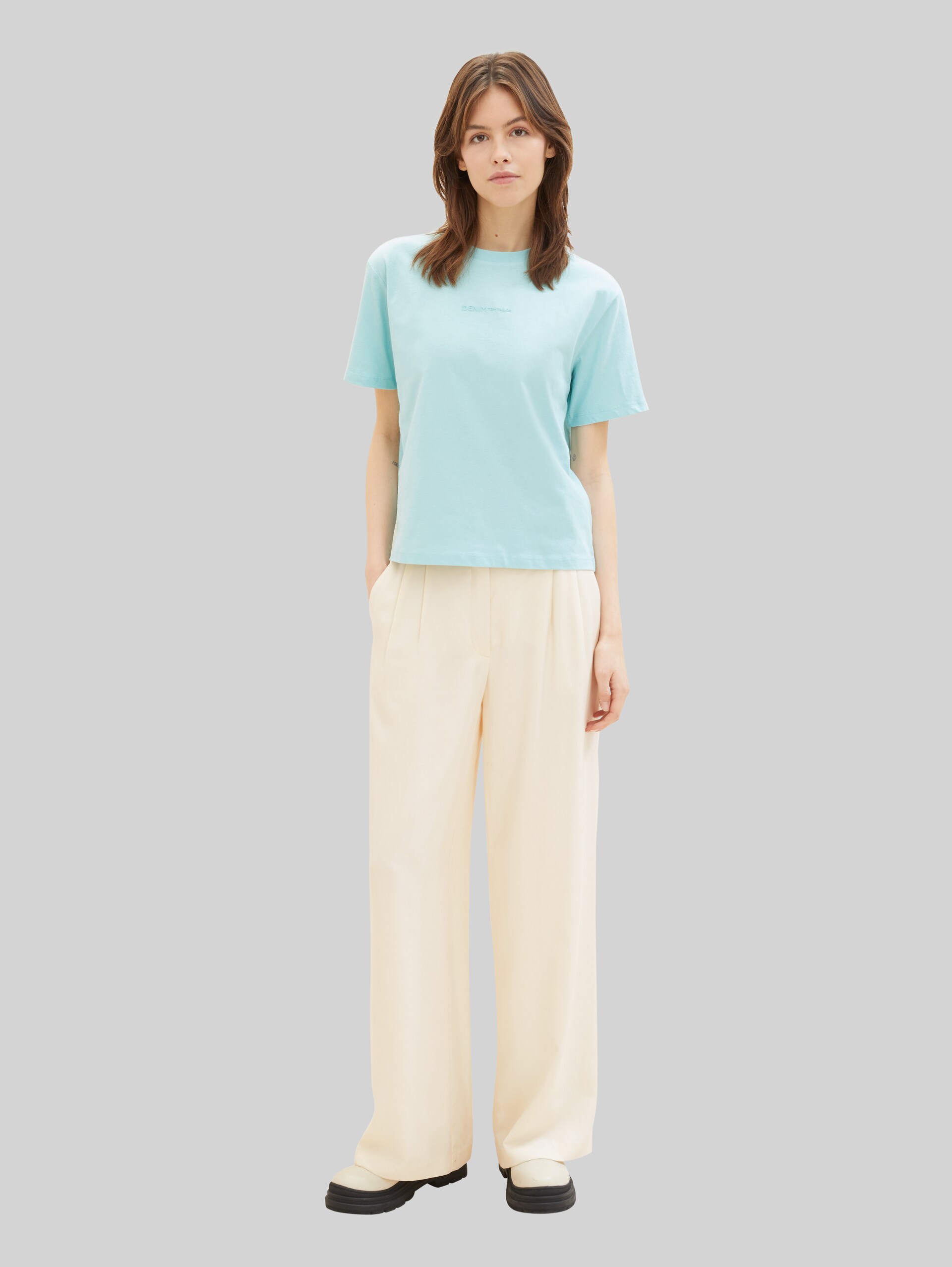 T-shirt Boxy Fit en coton - pastel turquoise - Vue de face du modèle