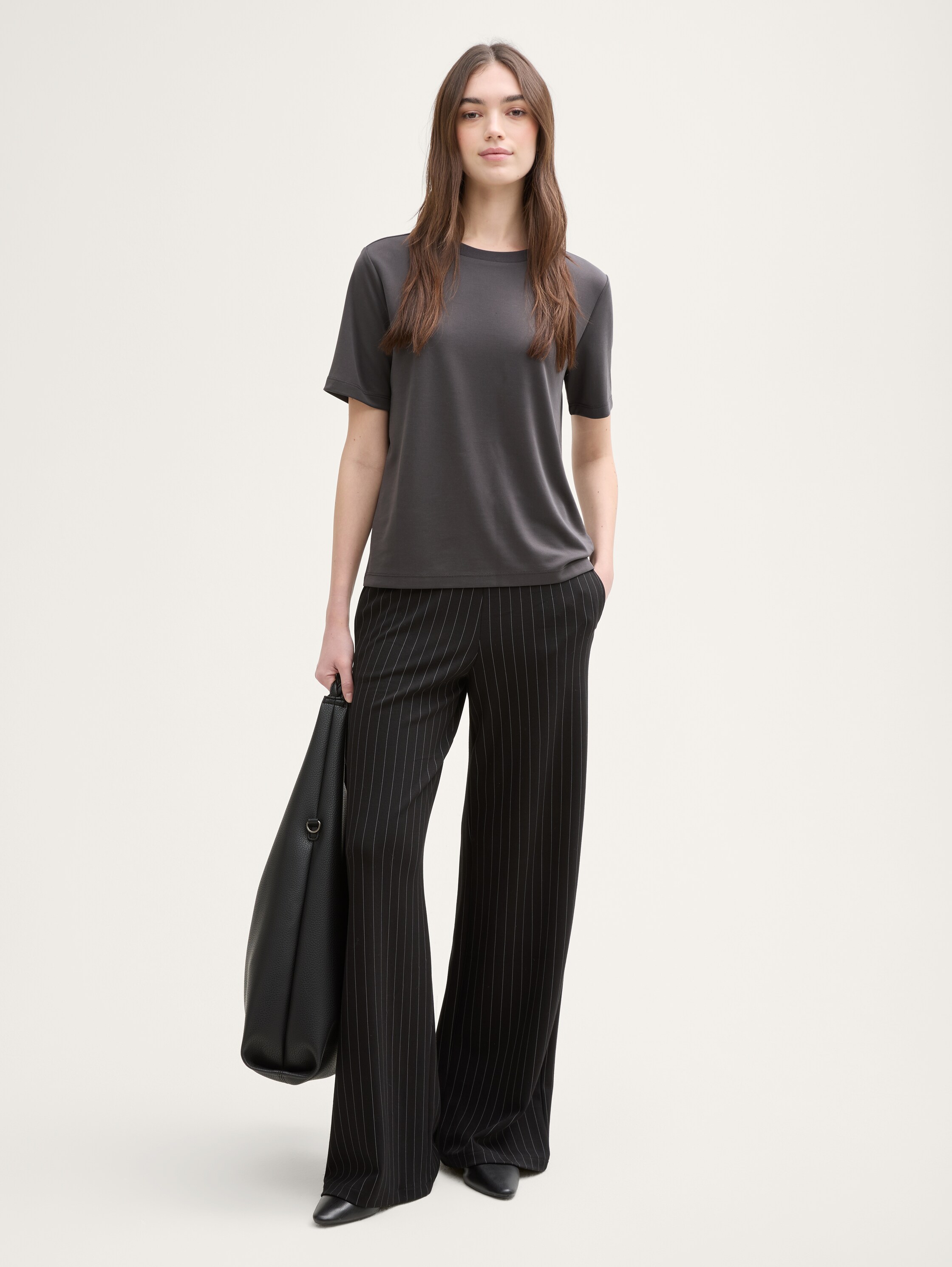 Loose Fit T-Shirt - tarmac_grey - 