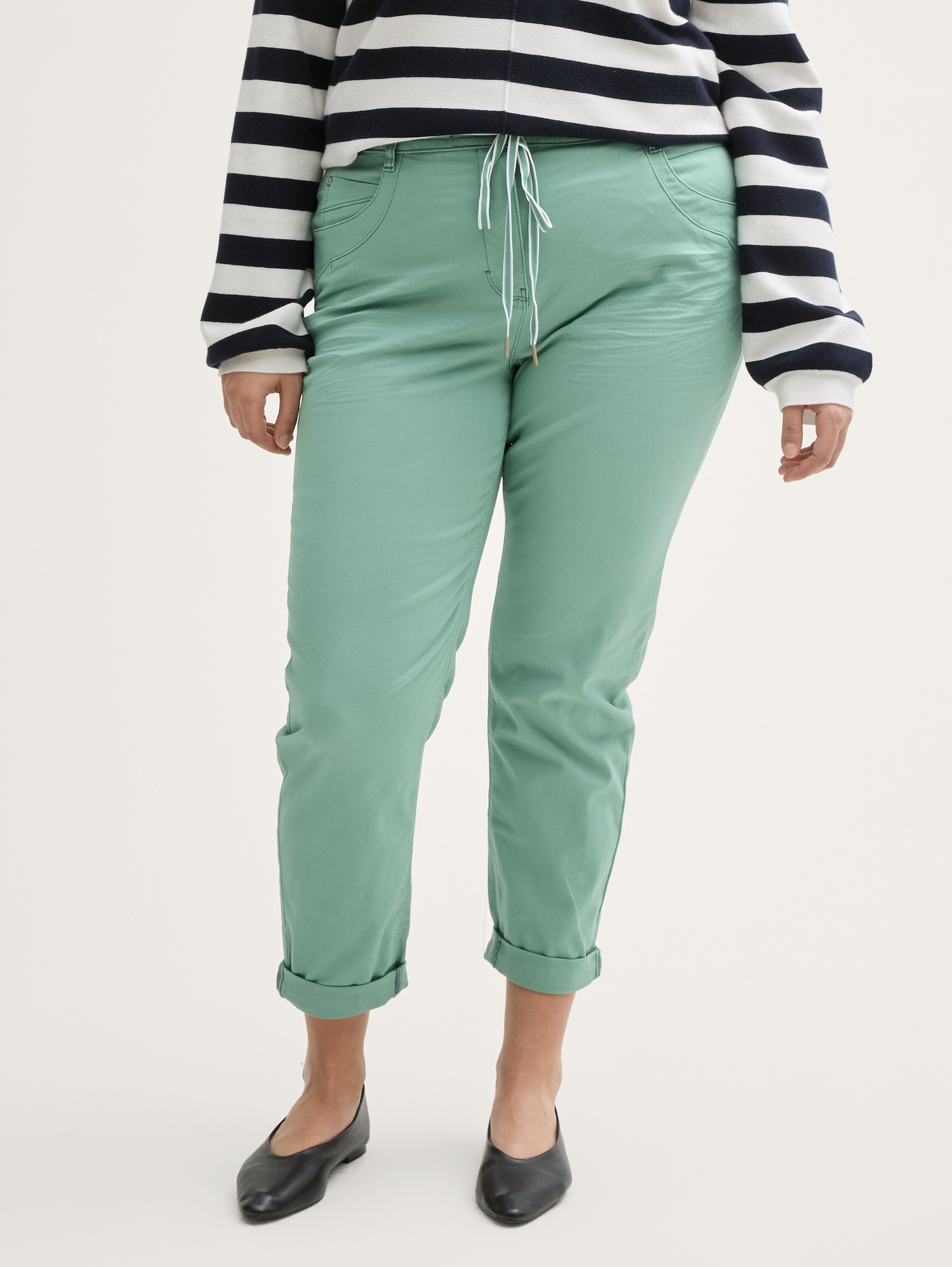 Plus Size - Cropped Slim Hose - faded_green - 