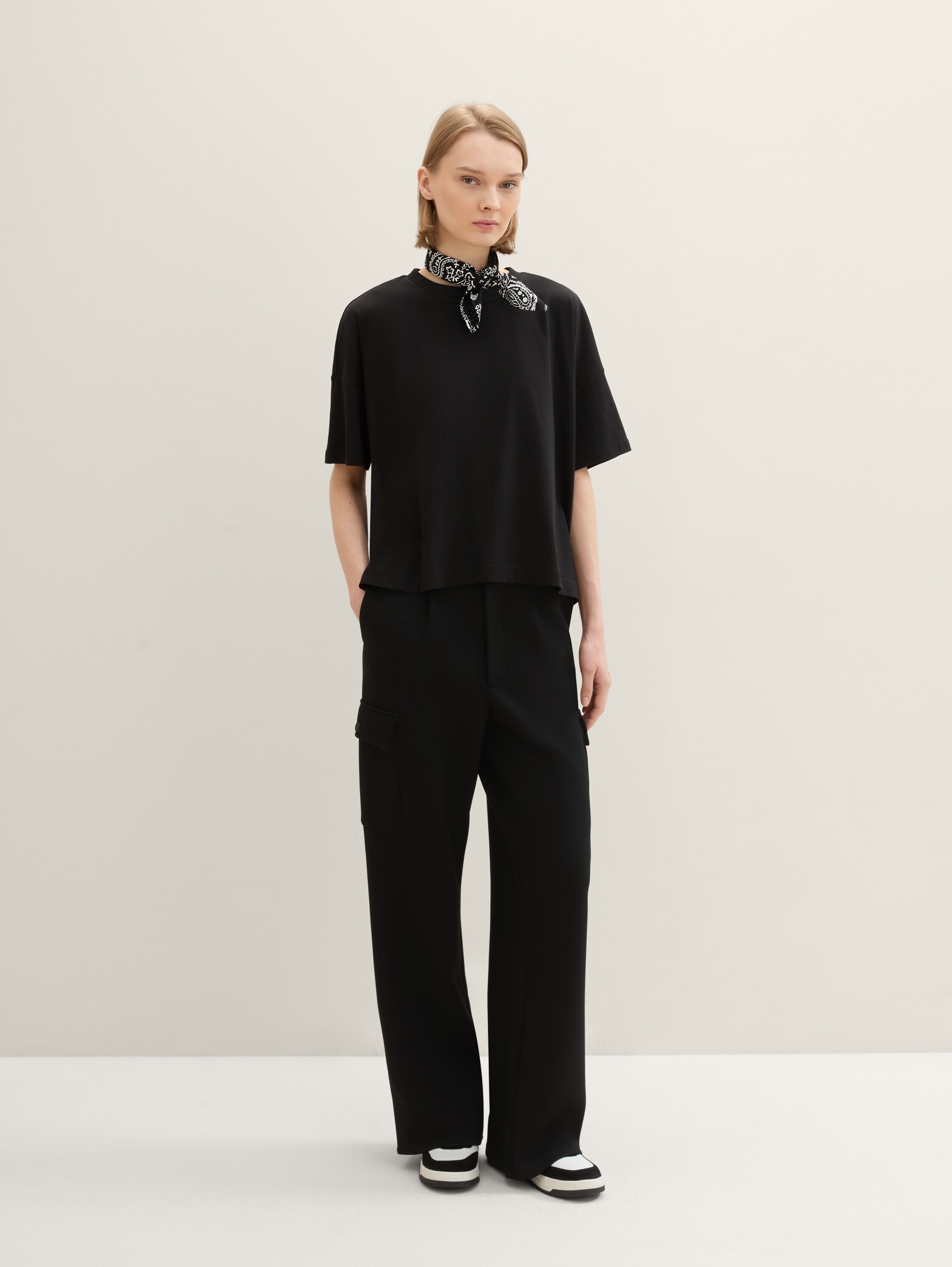 Oversize T-Shirt aus Baumwolle - deep_black_1 - 