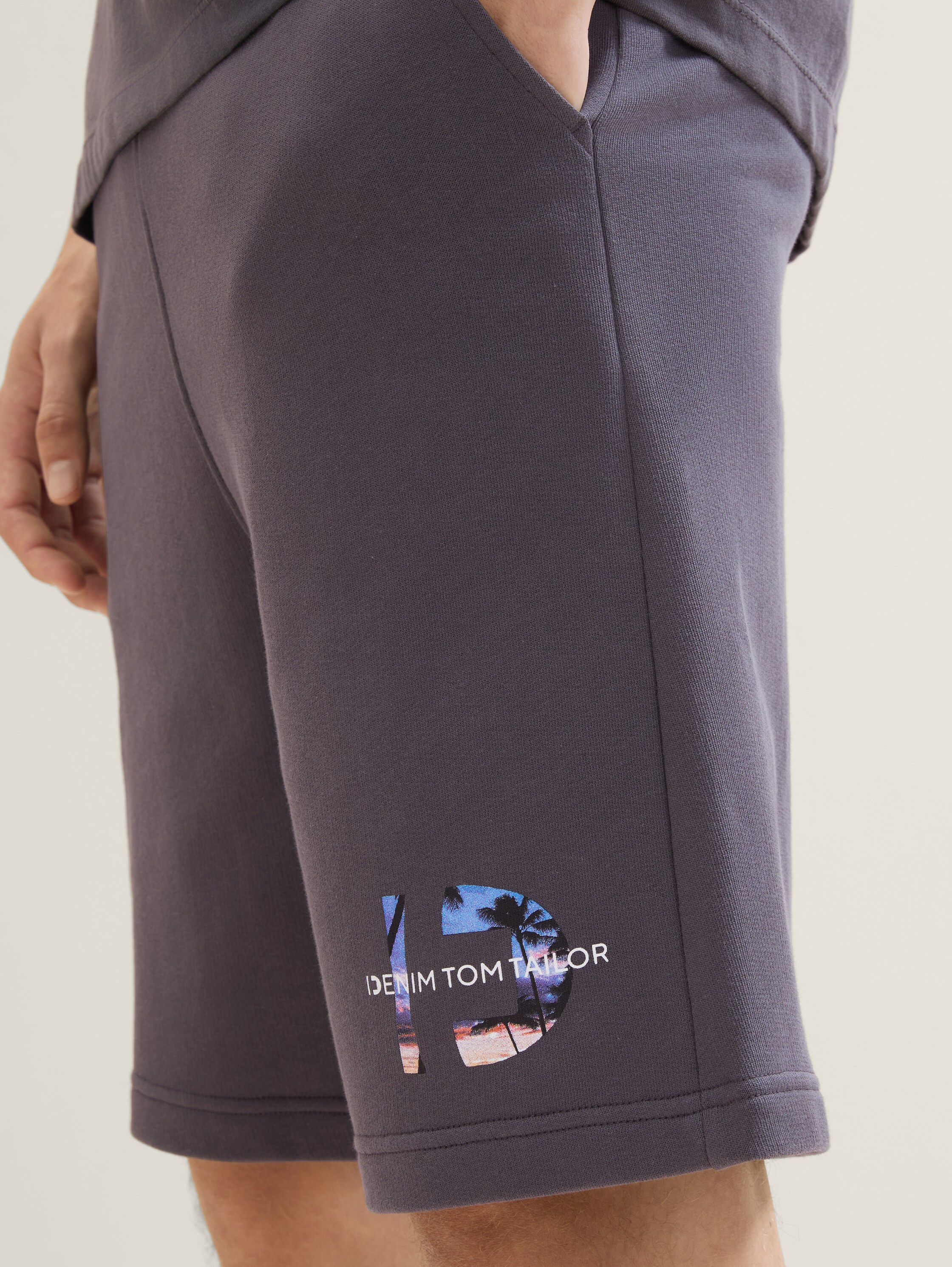 Relaxed Sweat Shorts - 4
