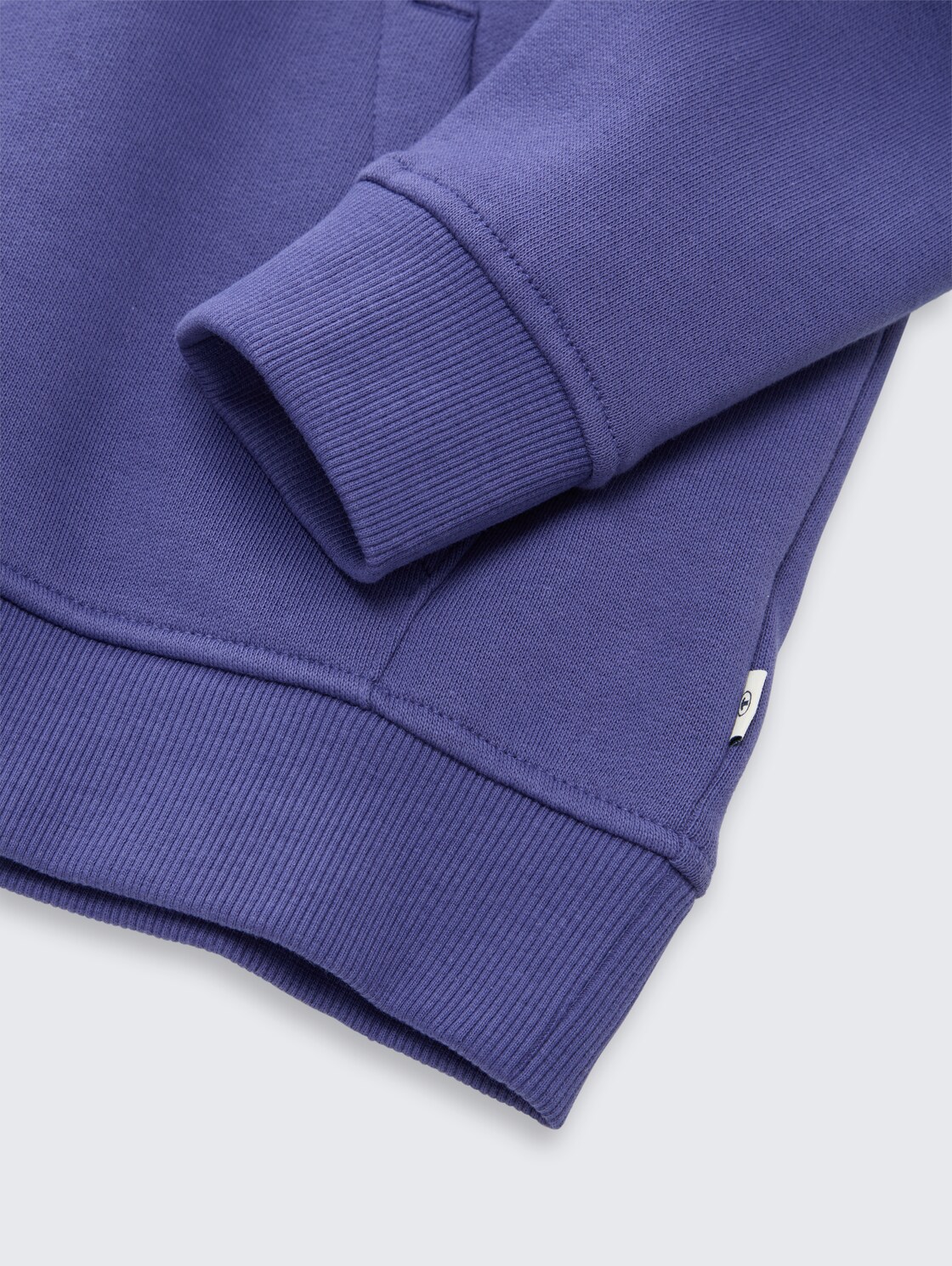 Hoodie Sweatshirt mit Logo-Print - dark blue harbor - Detail-Model-Ansicht