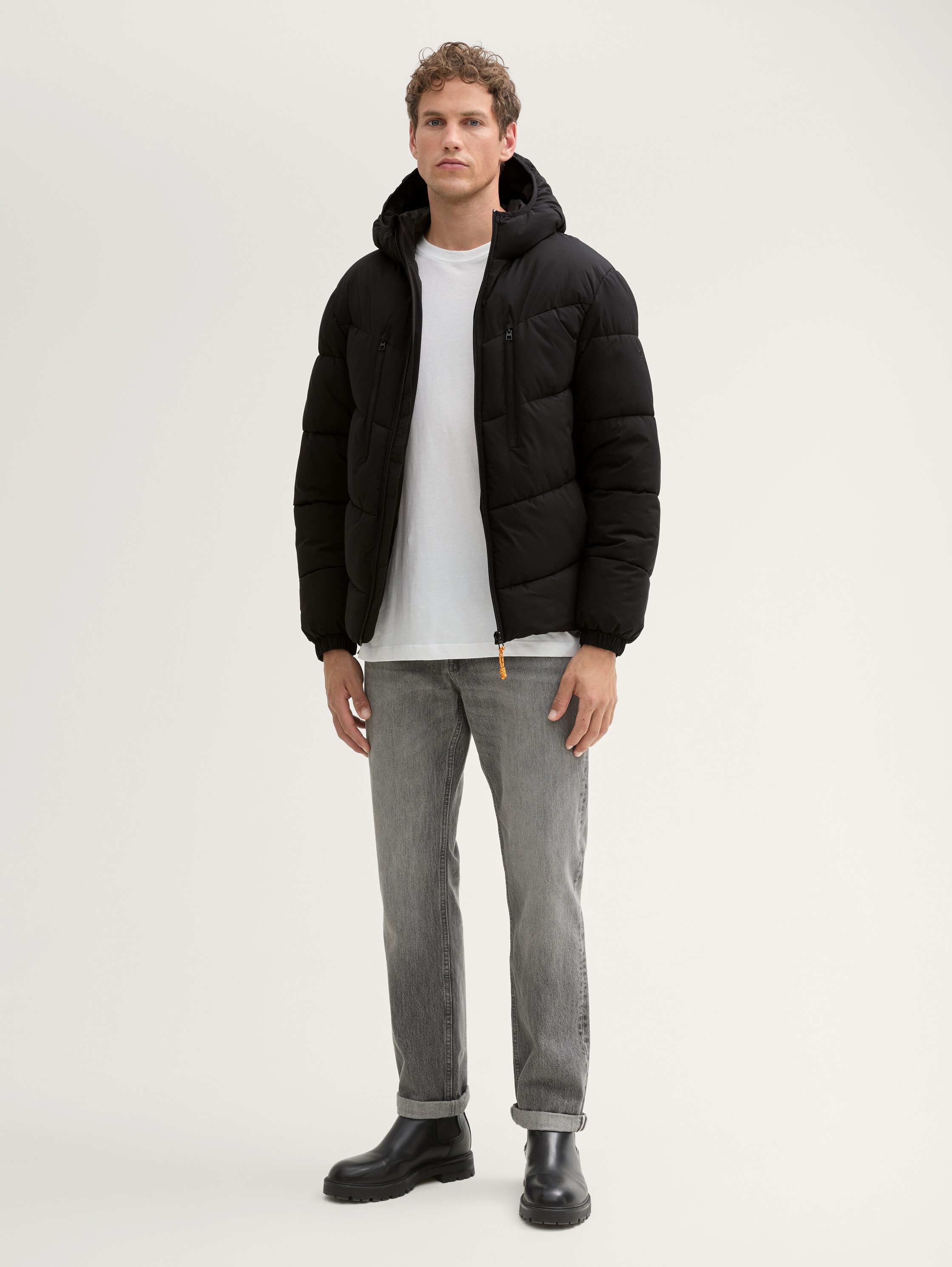 Pufferjacke mit Kapuze - 1