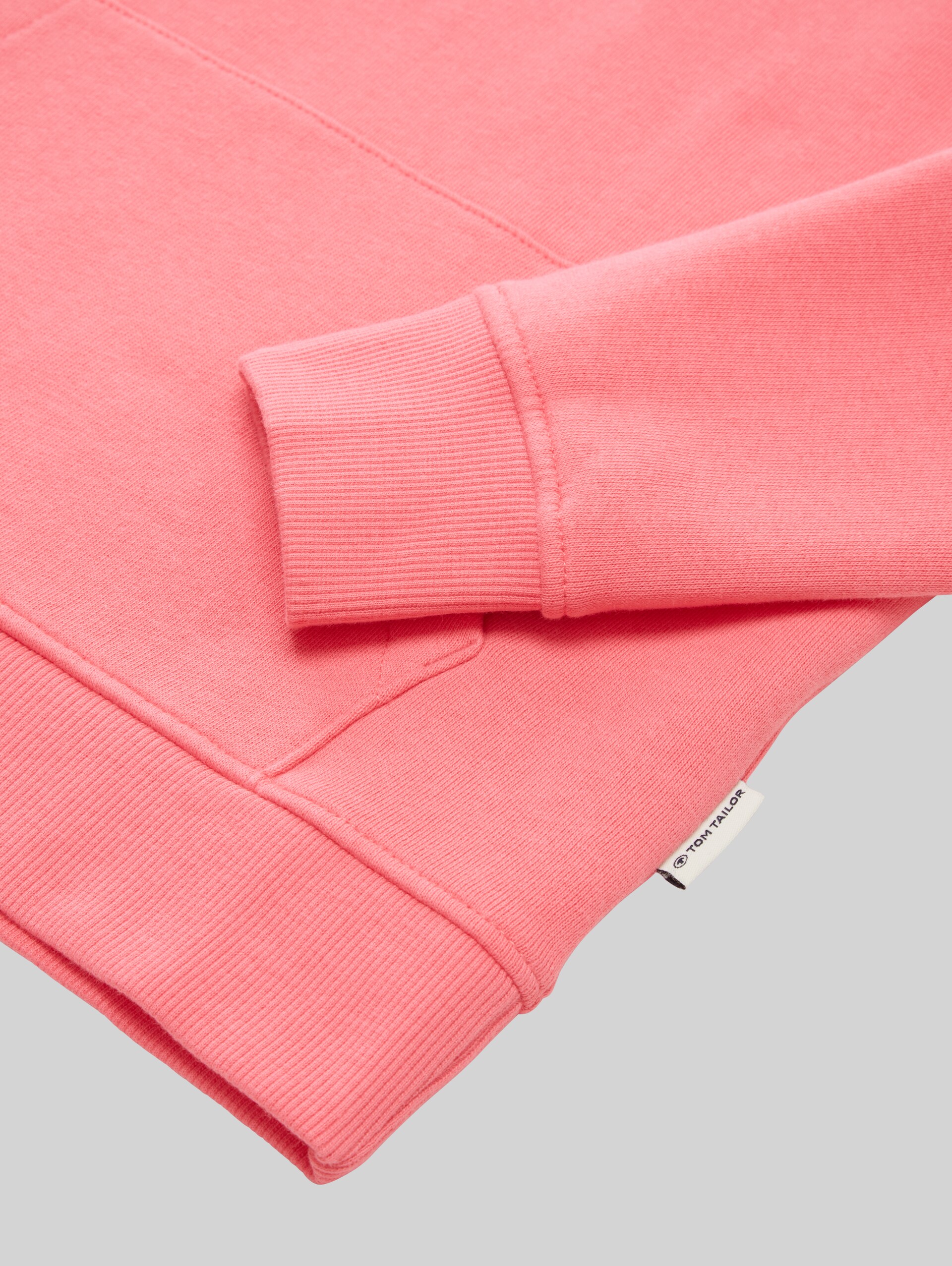 Hoodie met logo-opdruk - dull pink - Detailaanzicht model