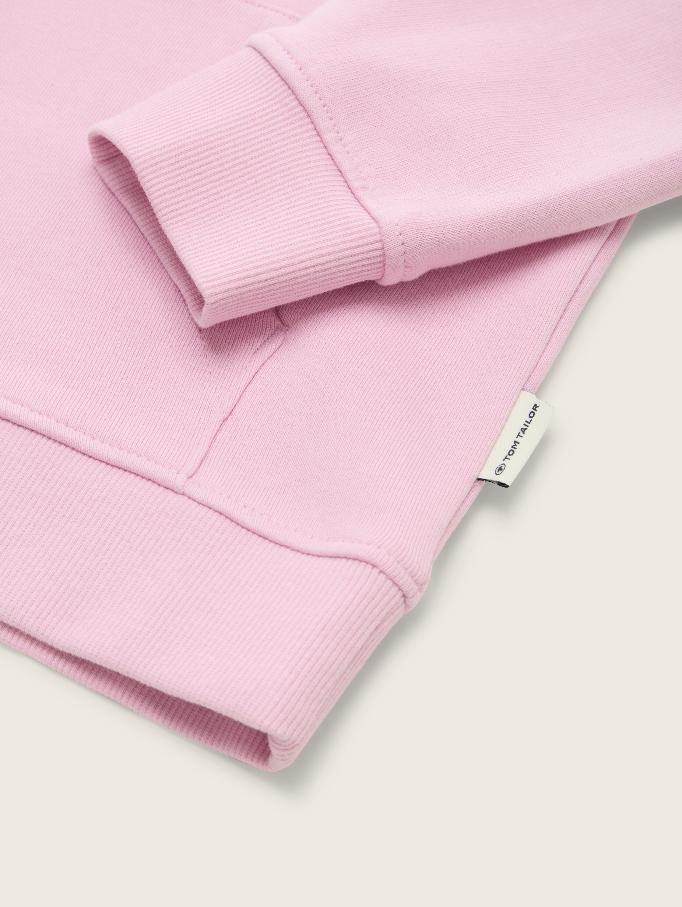 Hoodie sweatshirt met logoprint - dreamy lavender - Detailaanzicht model