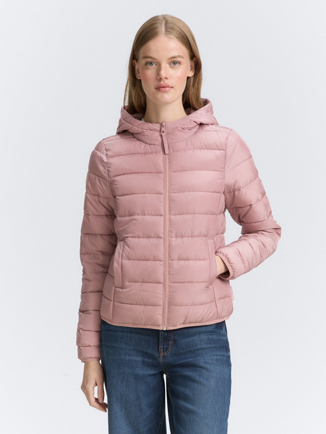 Lightweight Steppjacke mit Kapuze - bristly rose - Model-Vorderansicht