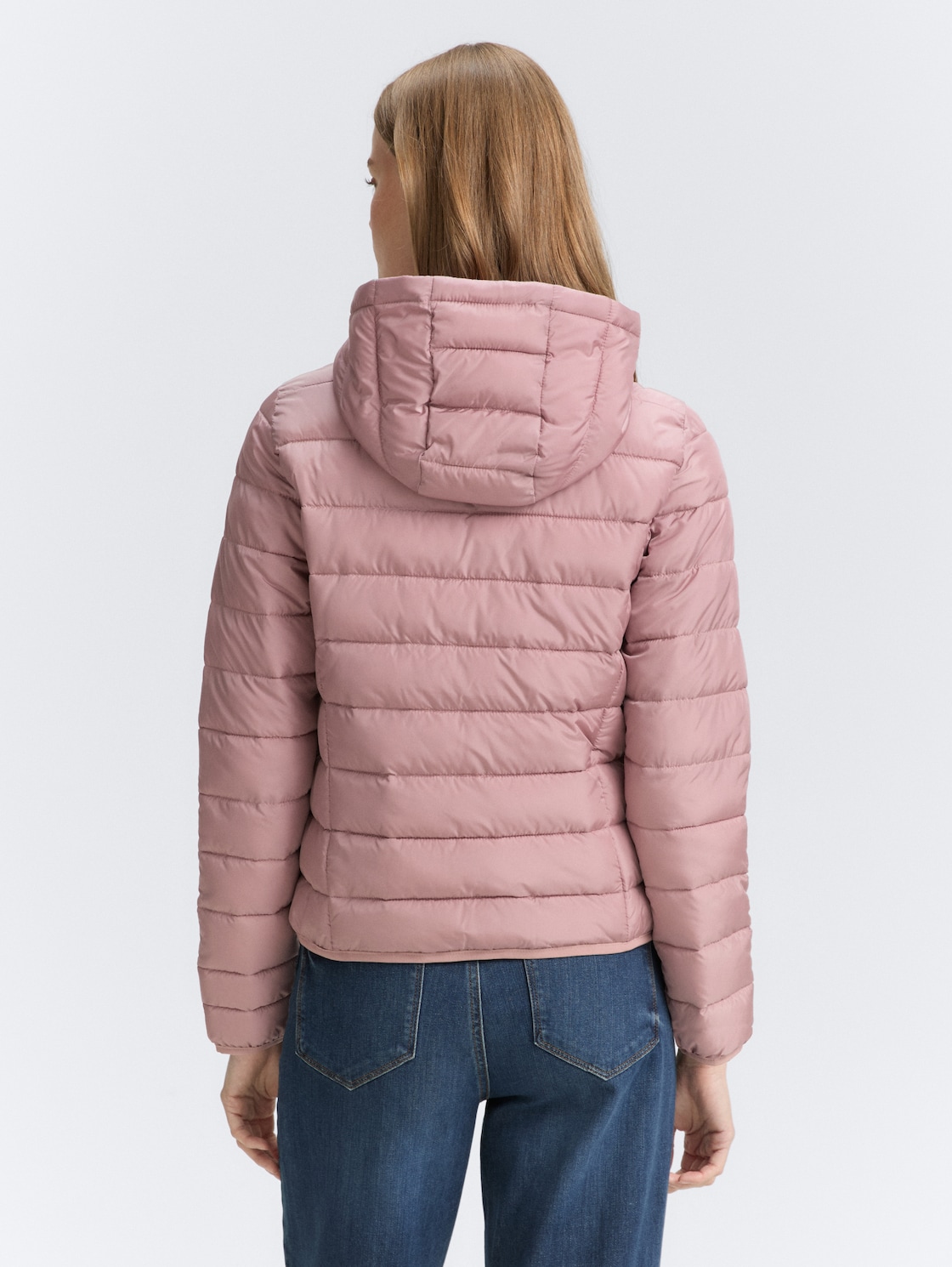 Lightweight Steppjacke mit Kapuze - bristly rose - Model-Rückansicht