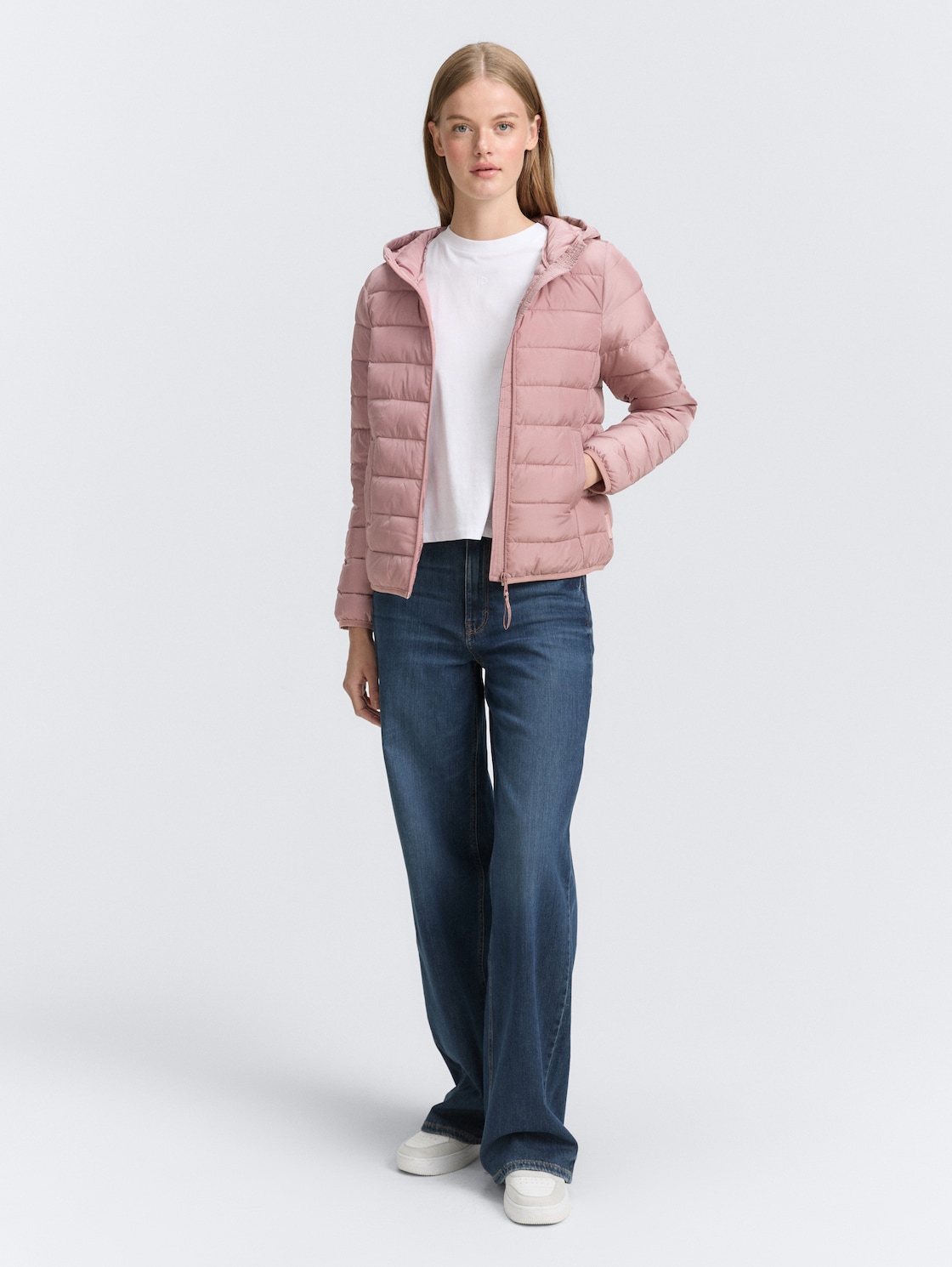 Lightweight Steppjacke mit Kapuze - bristly rose - seitliche Model-Ansicht