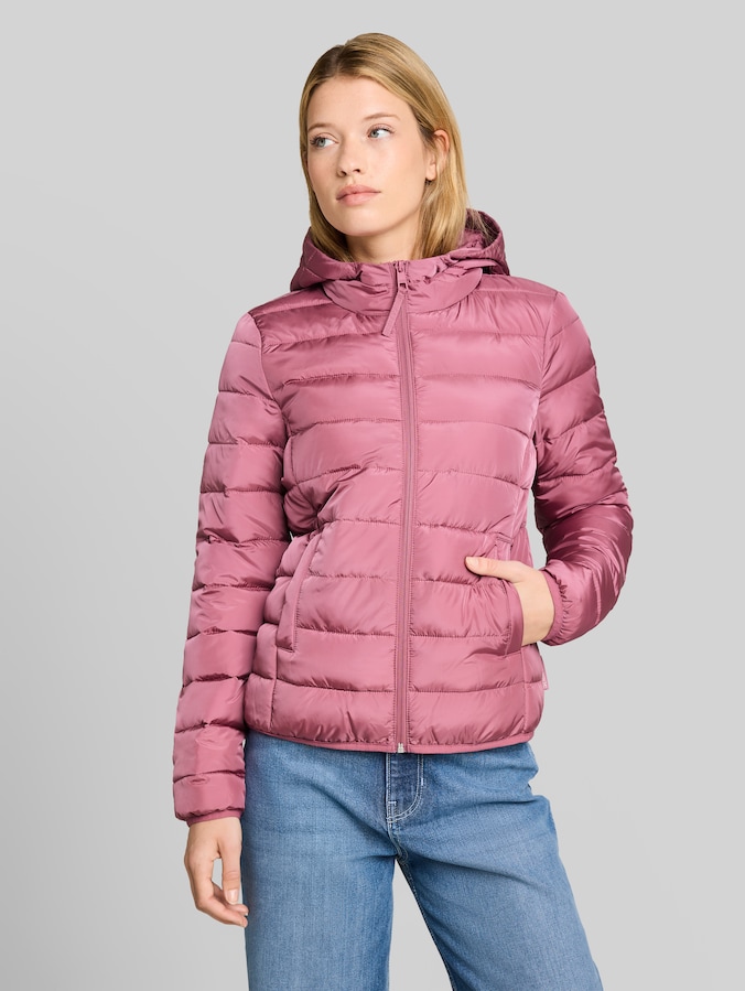 Lightweight Steppjacke mit Kapuze von Denim Female, dusty berry