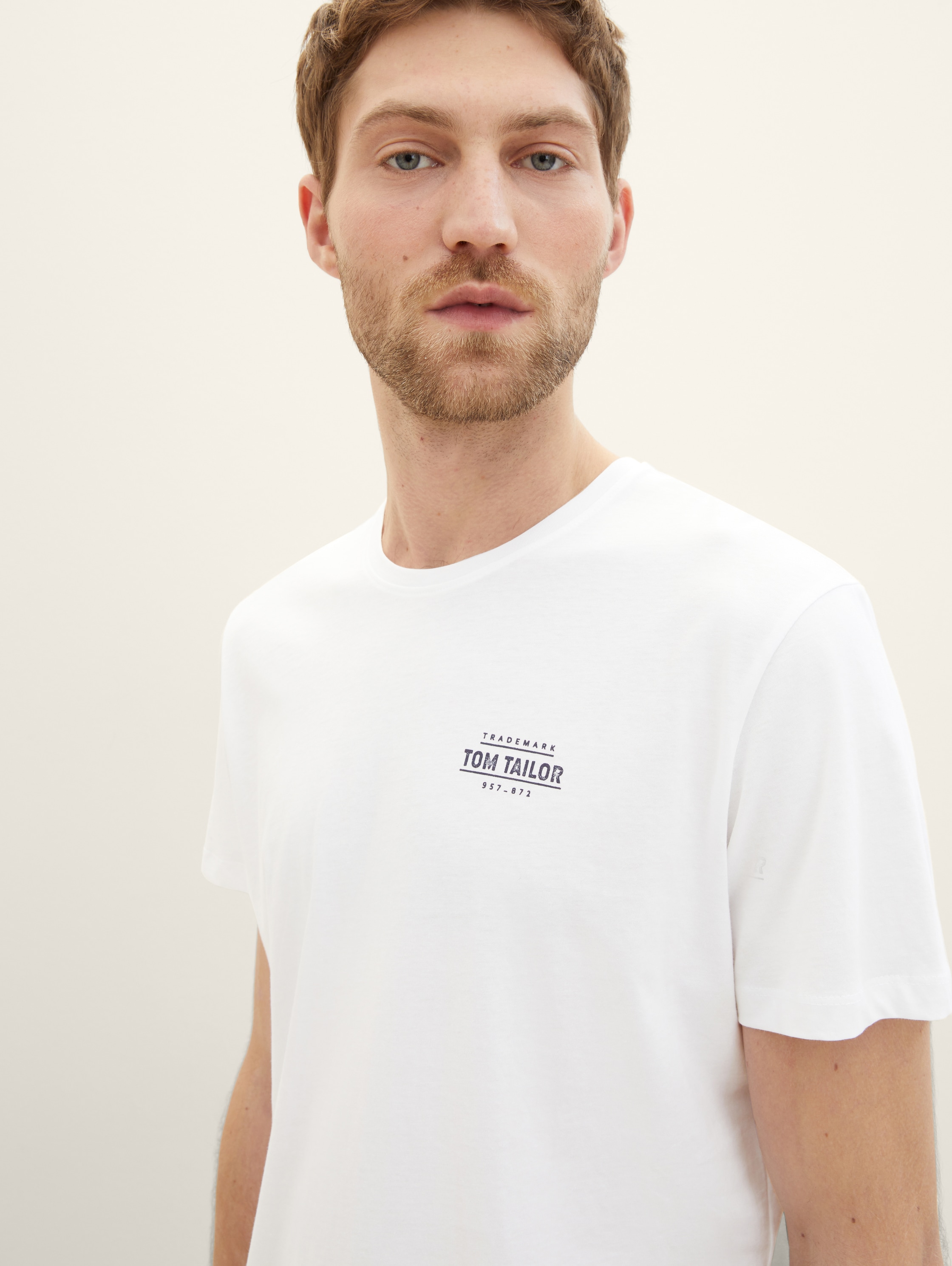 T-shirt with logo print - white - 