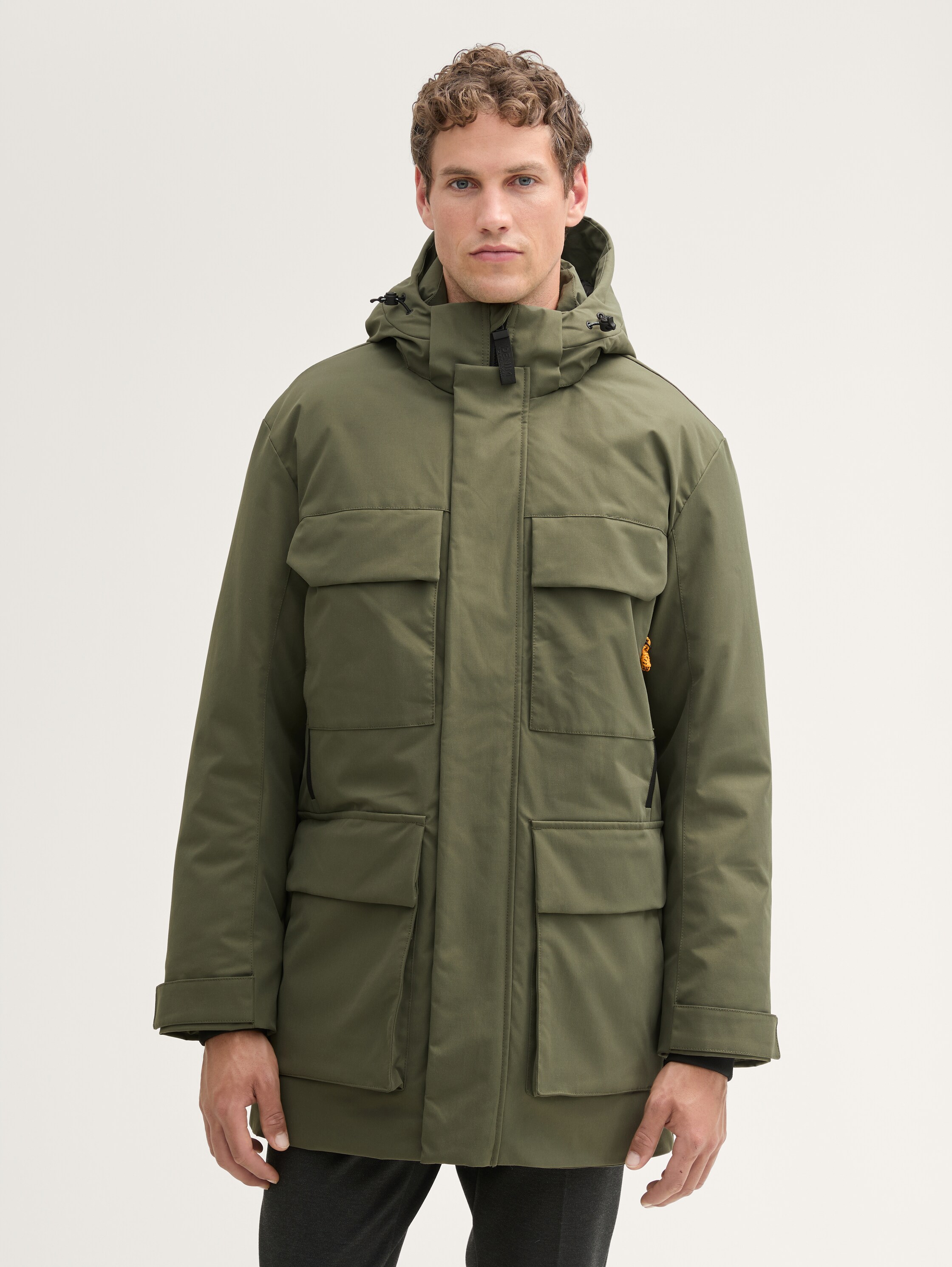 Arctic coat with a detachable hood - urban_olive_green - 