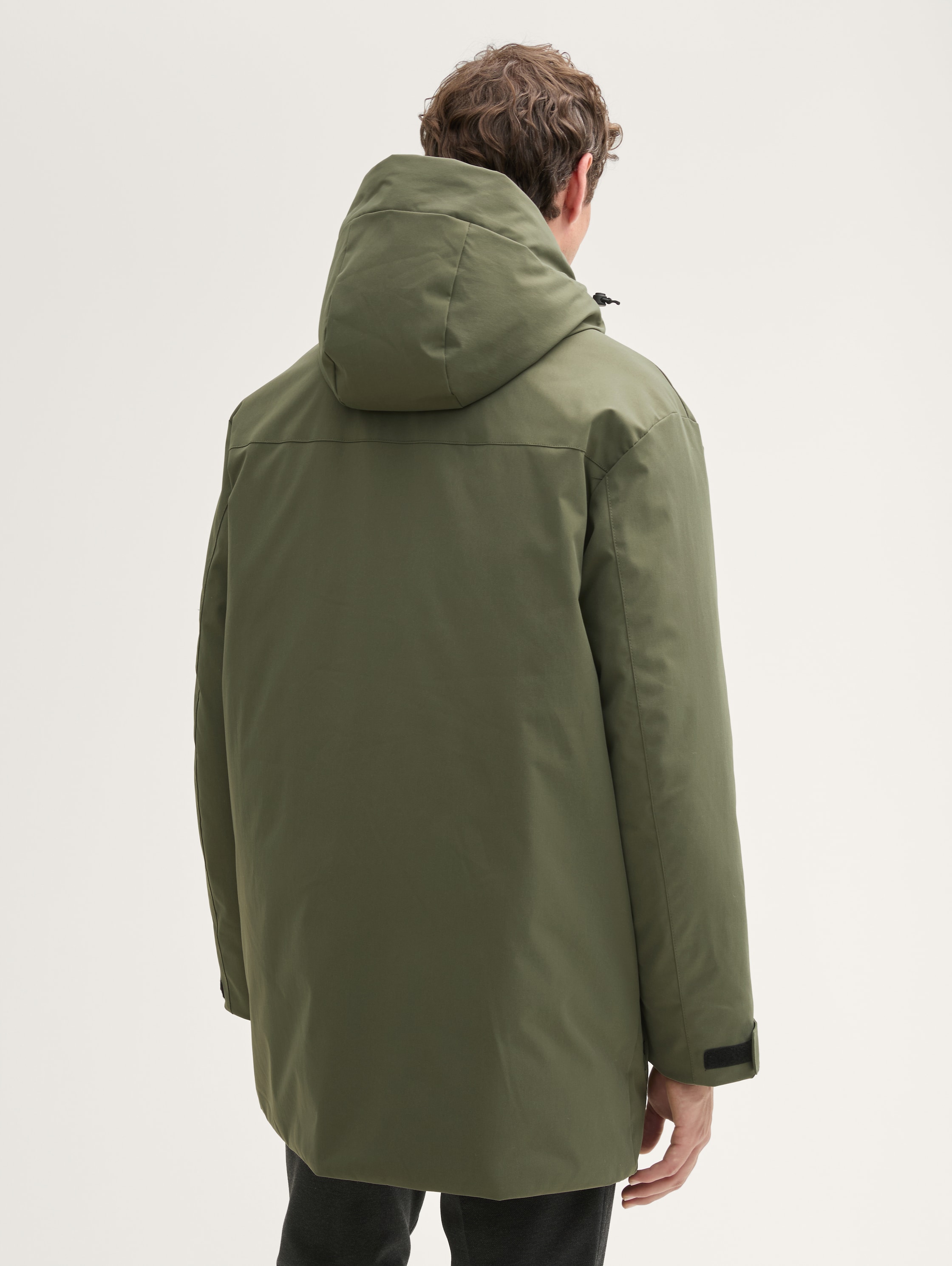 Arctic coat with a detachable hood - urban_olive_green - 