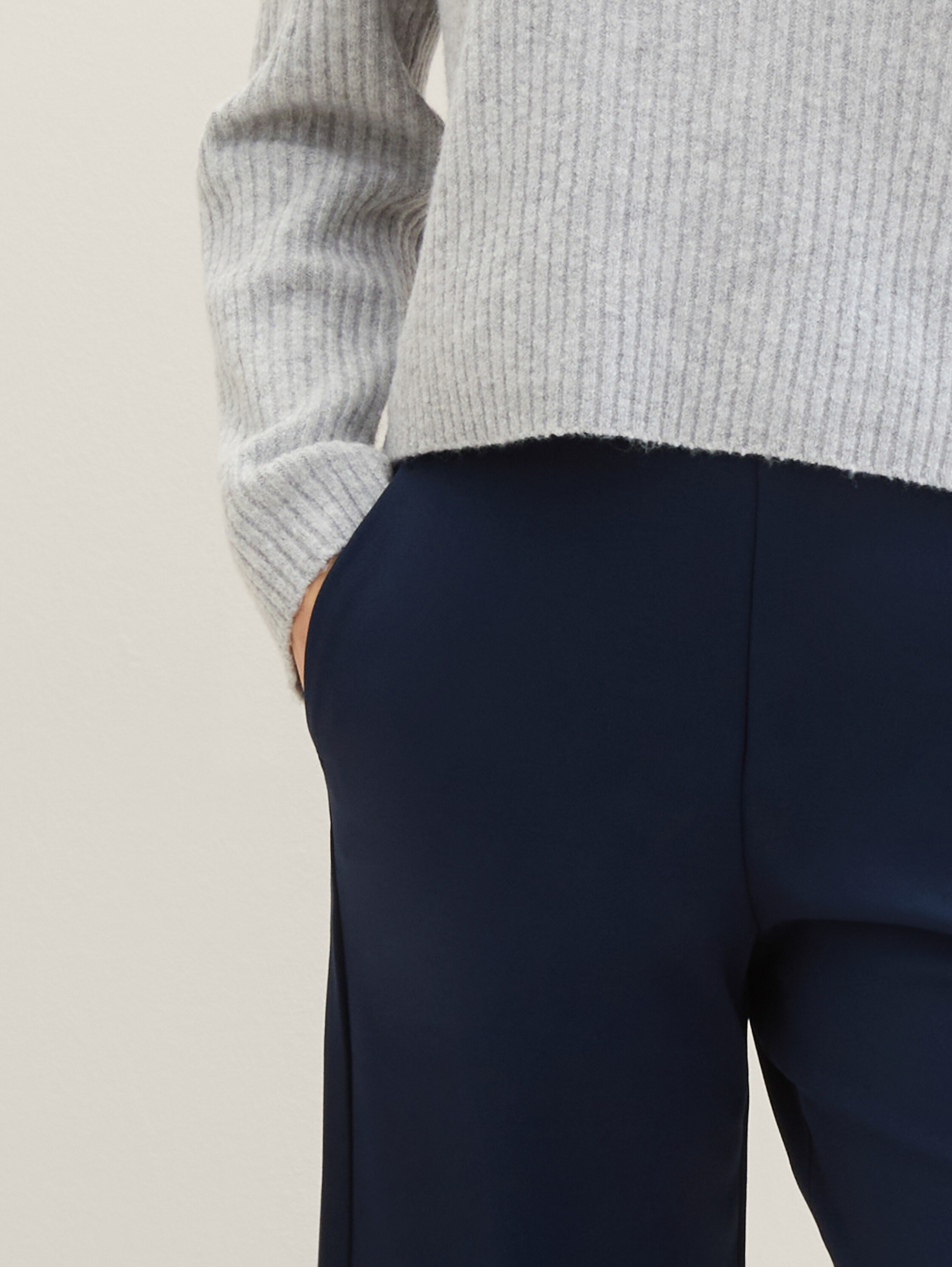 High Waist Culotte Hose - 4