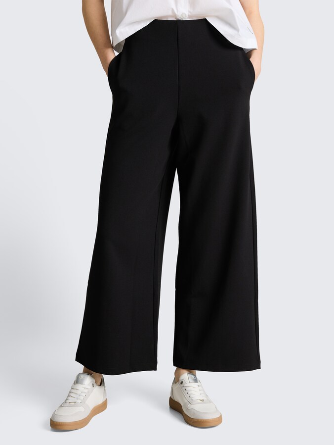 High-waisted culottes by Denim Female, deep black