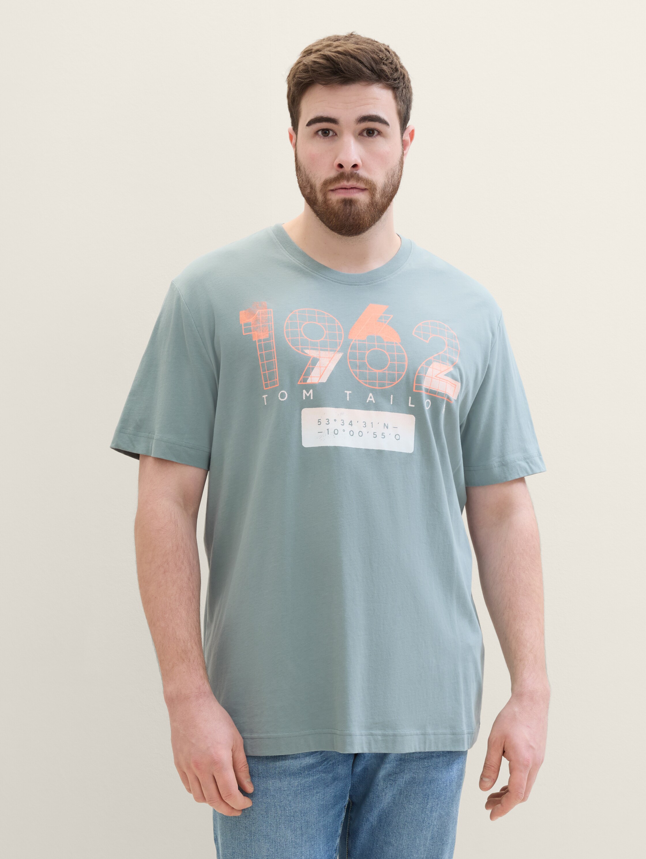 Plus - T-shirt met print - grey mint - Nek model vooraanzicht