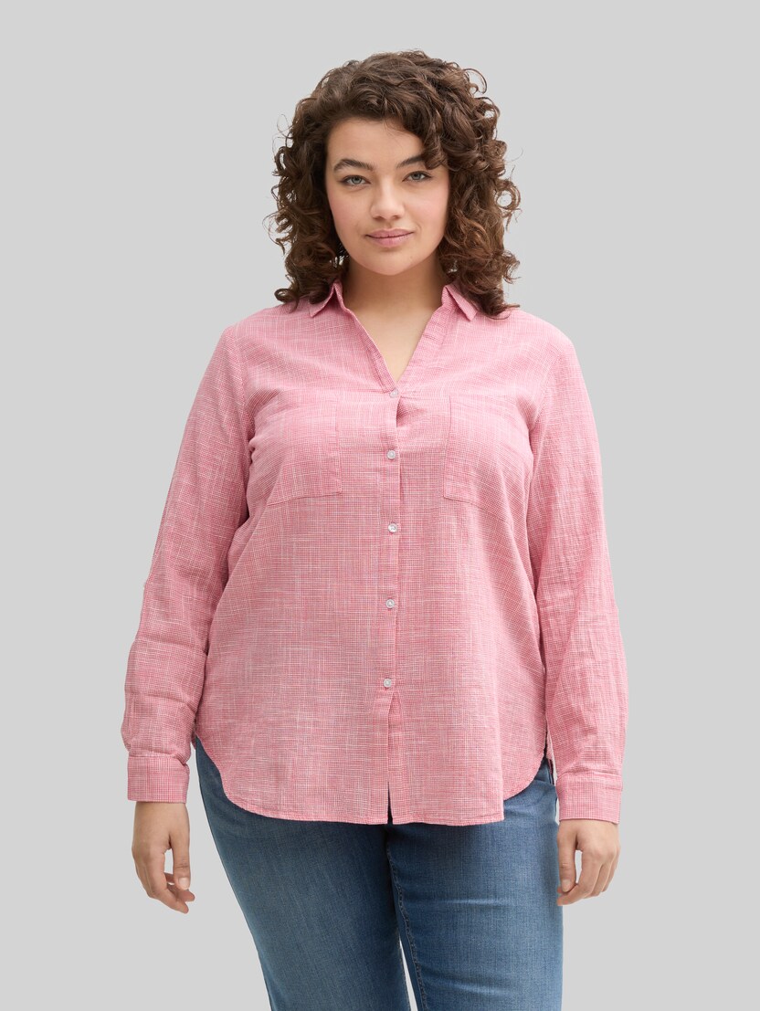 Plus Size - Bluse mit Brusttaschen von Women Plus Size, Berry Red