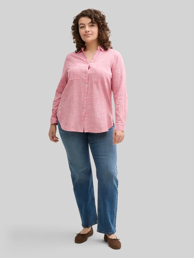 Plus Size - Bluse mit Brusttaschen von Women Plus Size, Berry Red