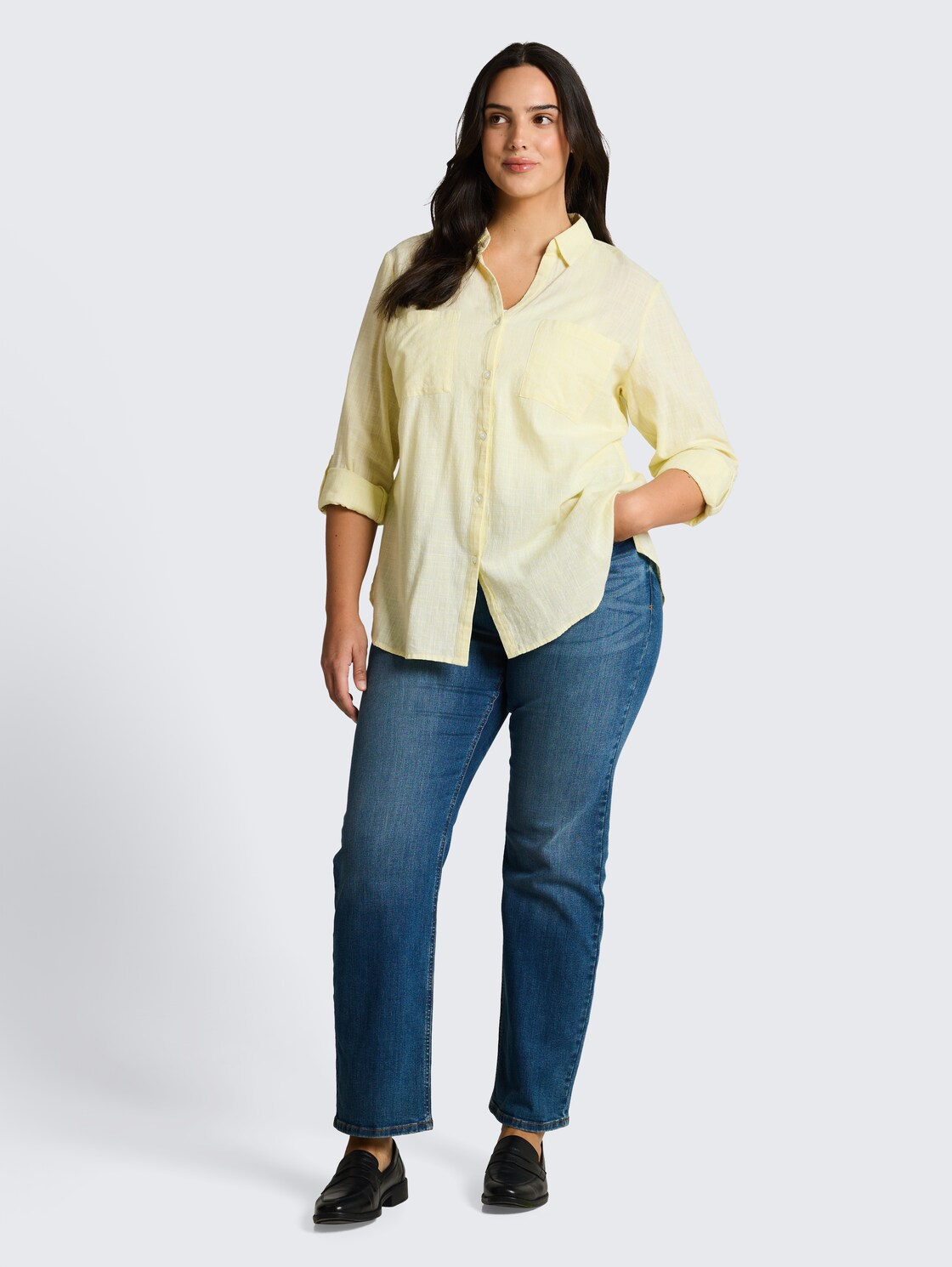 Plus Size - Bluse mit Brusttaschen - soft lemon - Model-Vorderansicht