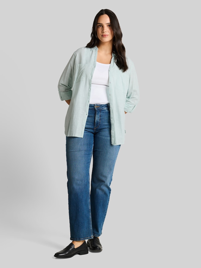 Plus Size - Blouse avec poches poitrine par Women Plus Size, new blue haze