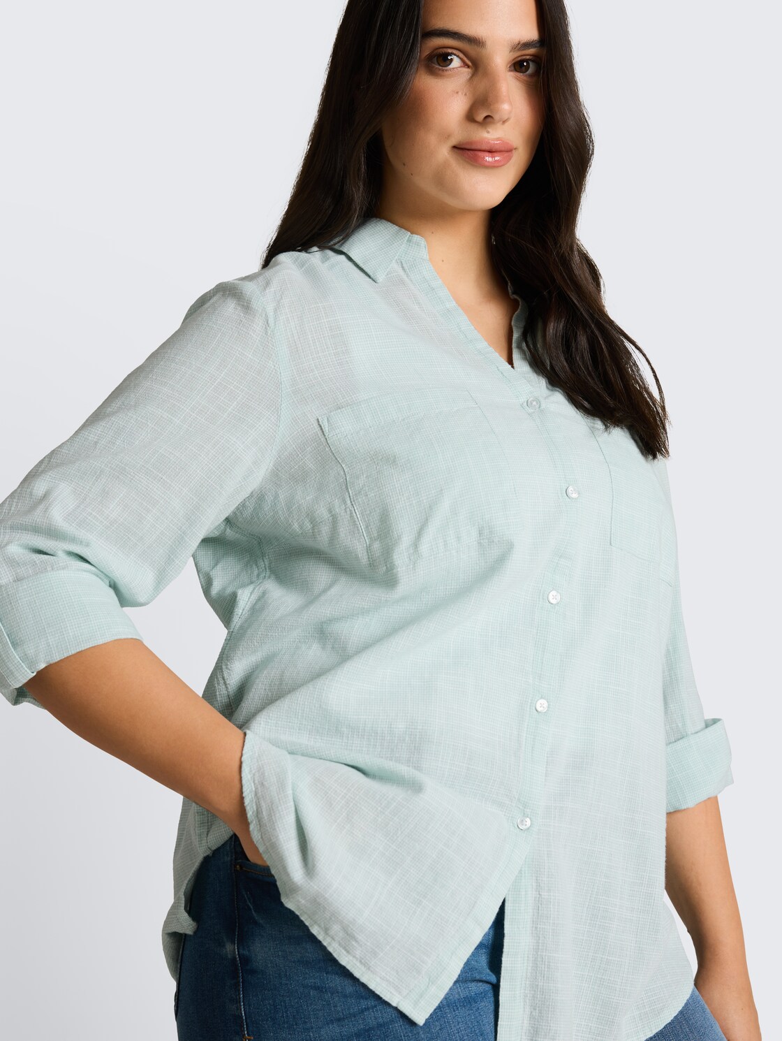 Plus Size - Blouse with chest pockets - new blue haze - Detail model view